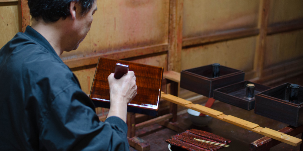 100年以上愛される理由!日本の工芸品に隠された素材の魅力