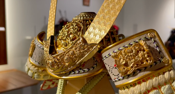 鈴甲子鎧甲冑 大鎧 木彫金箔押竜頭 イ696 鈴甲子鎧甲冑 大鎧 木彫金箔押竜頭 イ696 鈴甲子雄山 - 人形