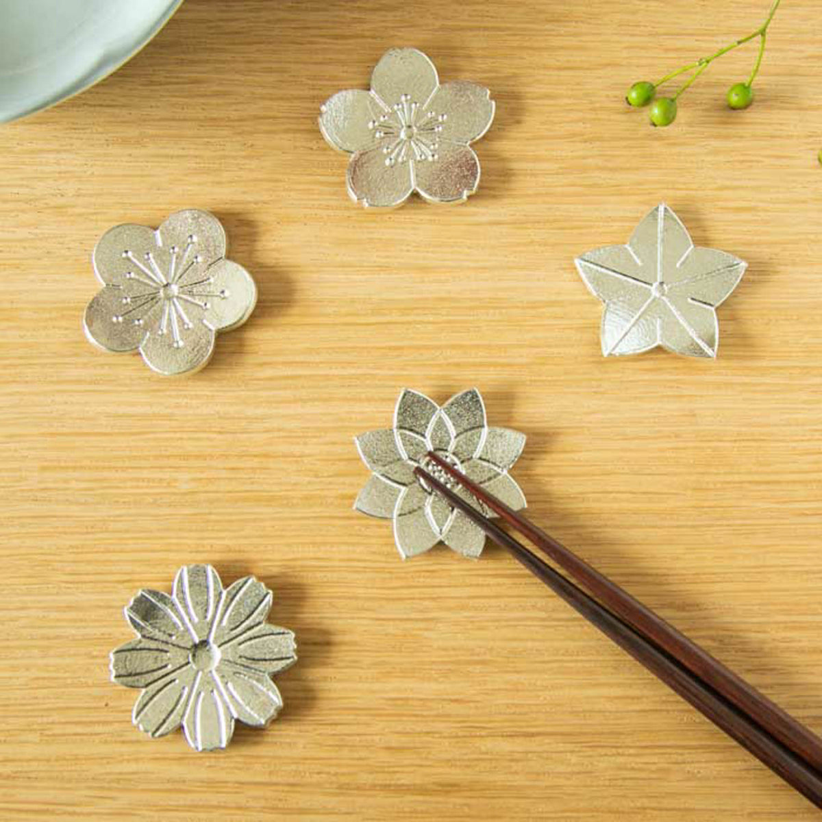 錫器 箸置 | 花ばな | 5ヶ入 | 能作