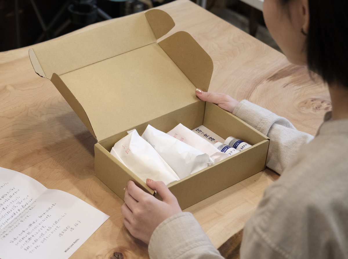 体験キット | 箔押し | 箔屑で彩るブローチ作り | Whole Love Kyoto