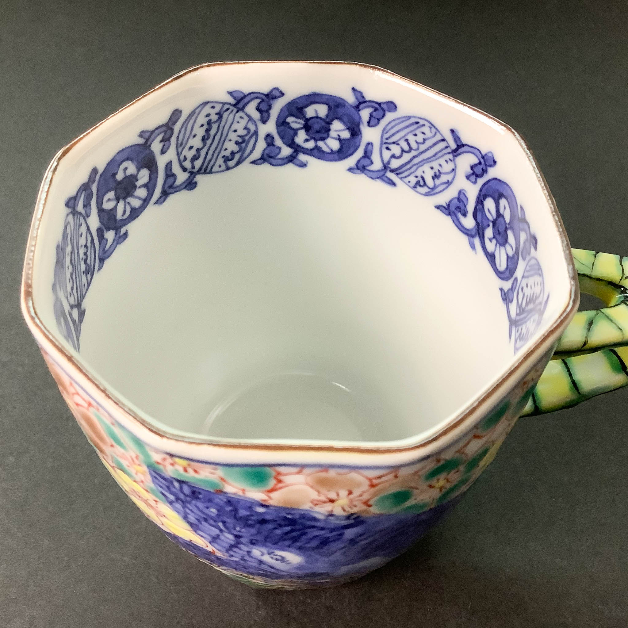 【在庫限り】京焼 マグカップ | 華文鯨 | 小 | 碧黄石窯