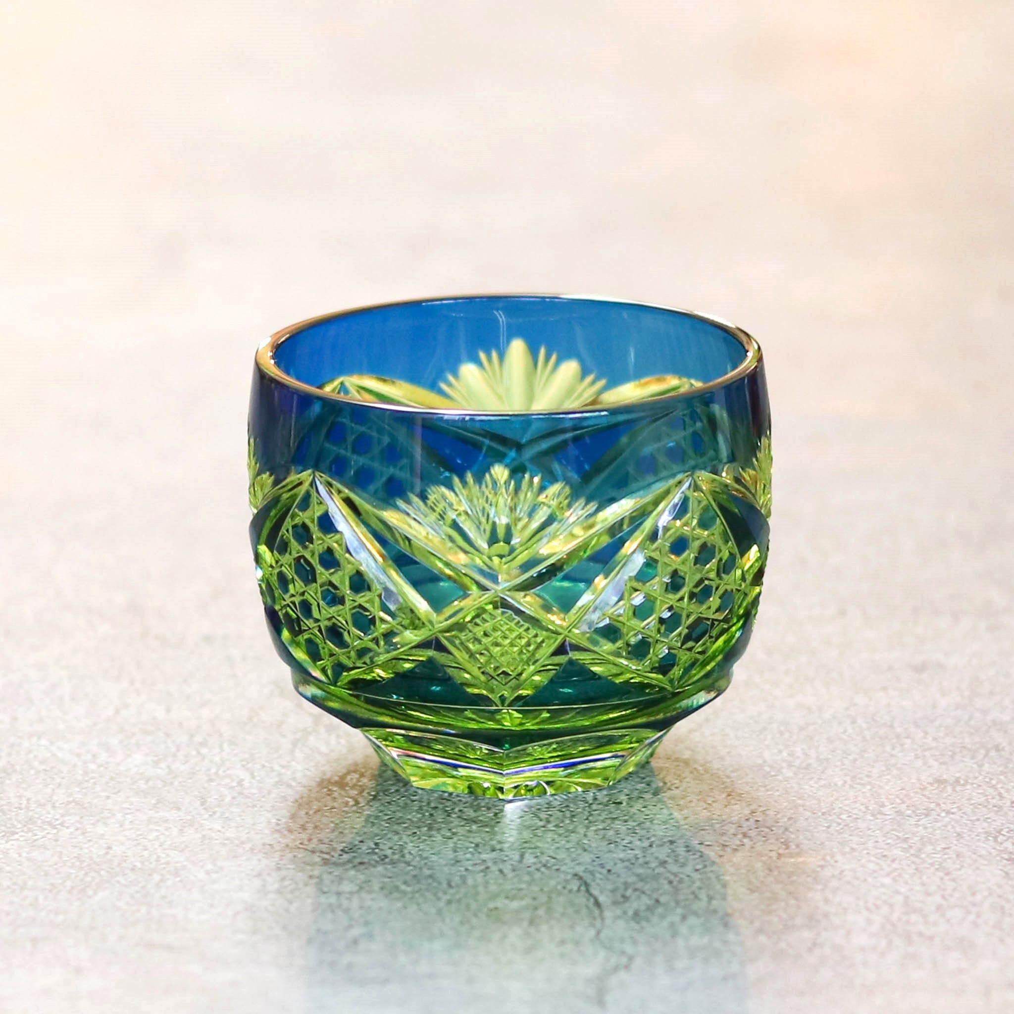 綾ガラス 酒器 | 綾切子 猪口 | 若草 コバルトブルー | グラスアート黒木
