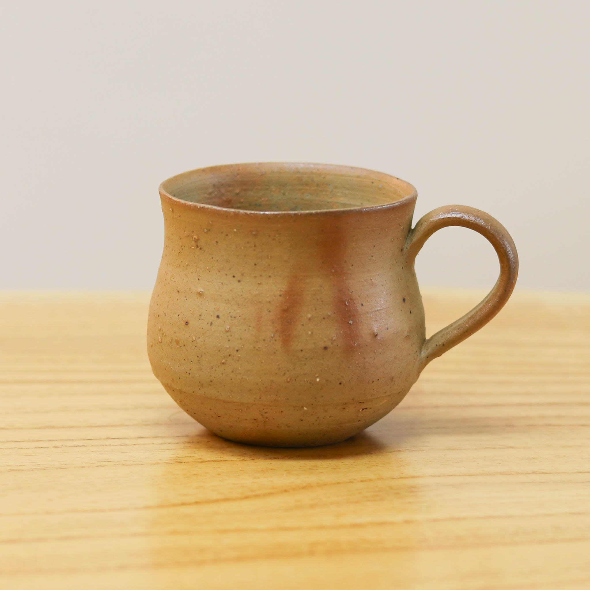 備前焼 | コーヒーカップ 1点もの | 緋襷 ひだすぎ | 森一朗