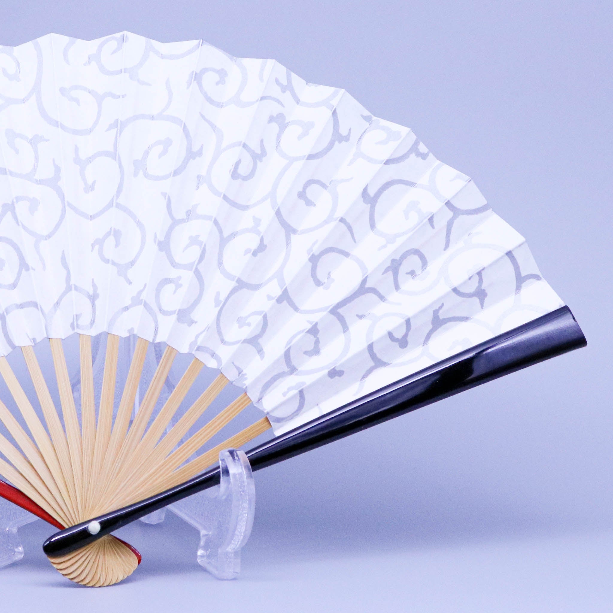 【在庫限り】江戸扇子 | 唐草 両面銀 | 女持 赤黒 | 雲錦堂 深津扇子店