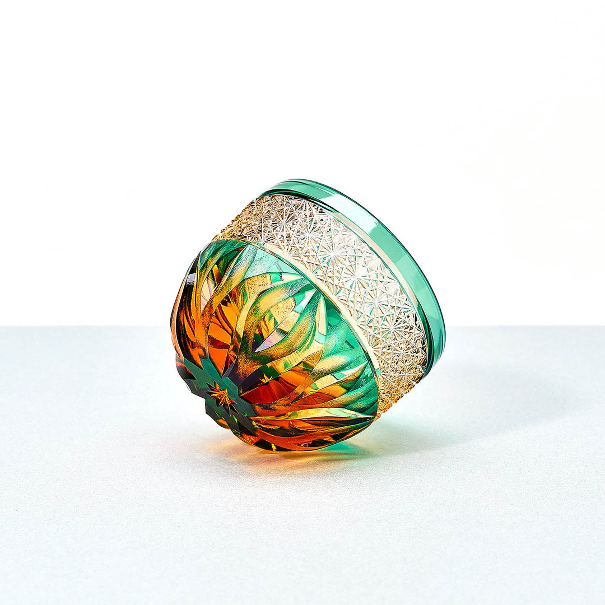 江戸切子 ぐい呑み | hibana 火華 | 琥珀 緑 | haku硝子