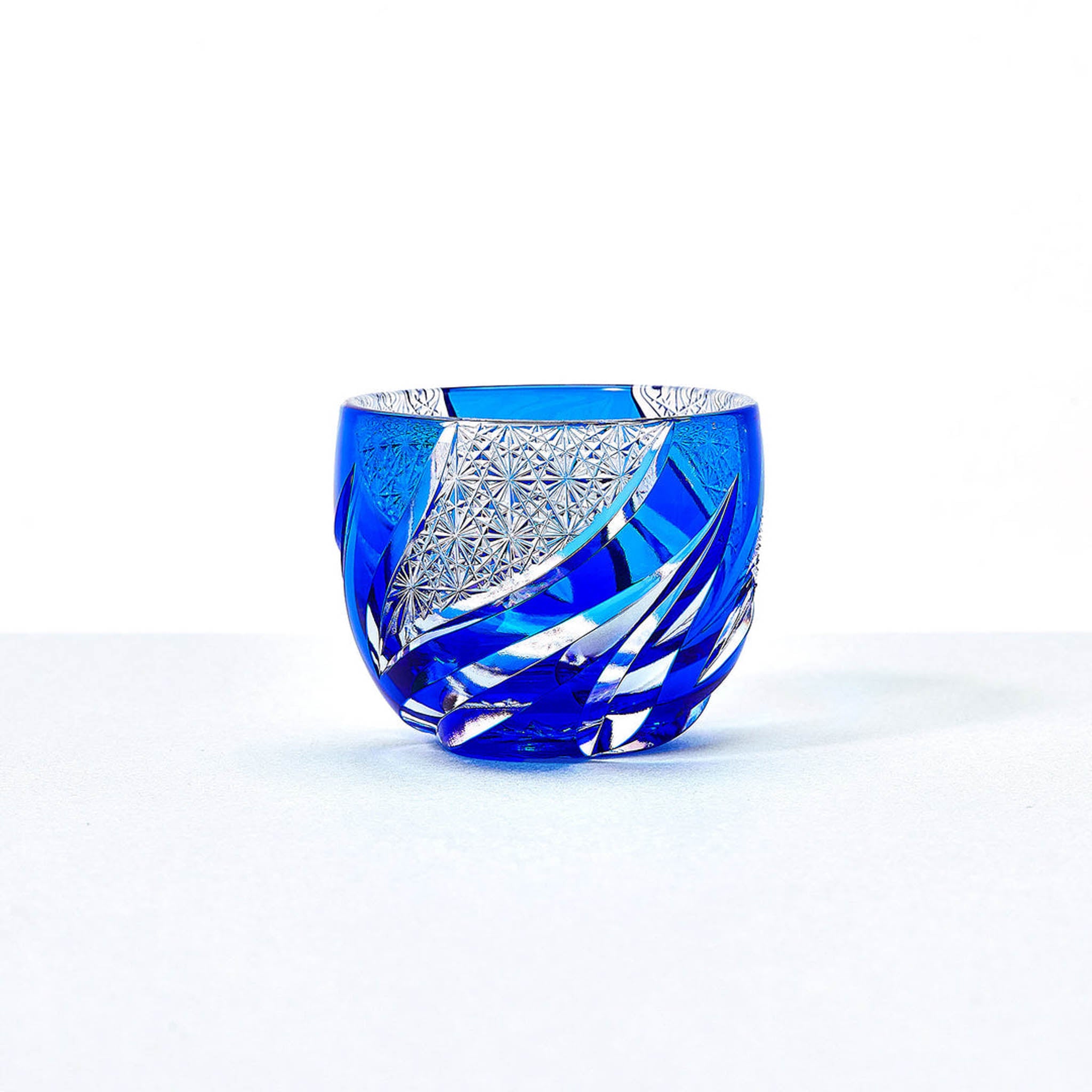 江戸切子 ぐい呑み | homura 焔 | 瑠璃 | haku硝子