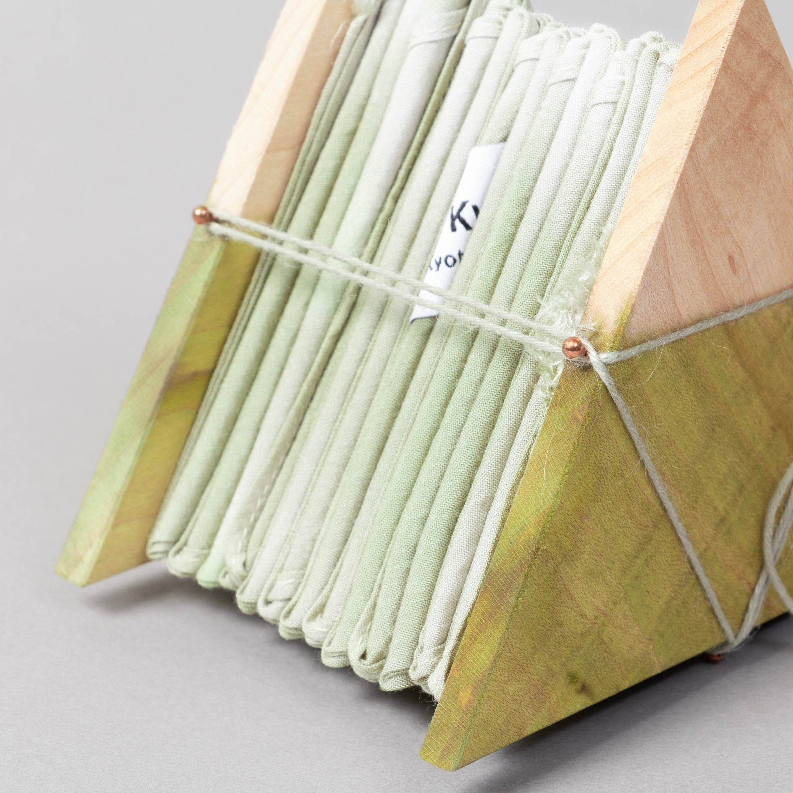 ストール | TOCHU | 雪花絞り うぐいす | Whole Love Kyoto