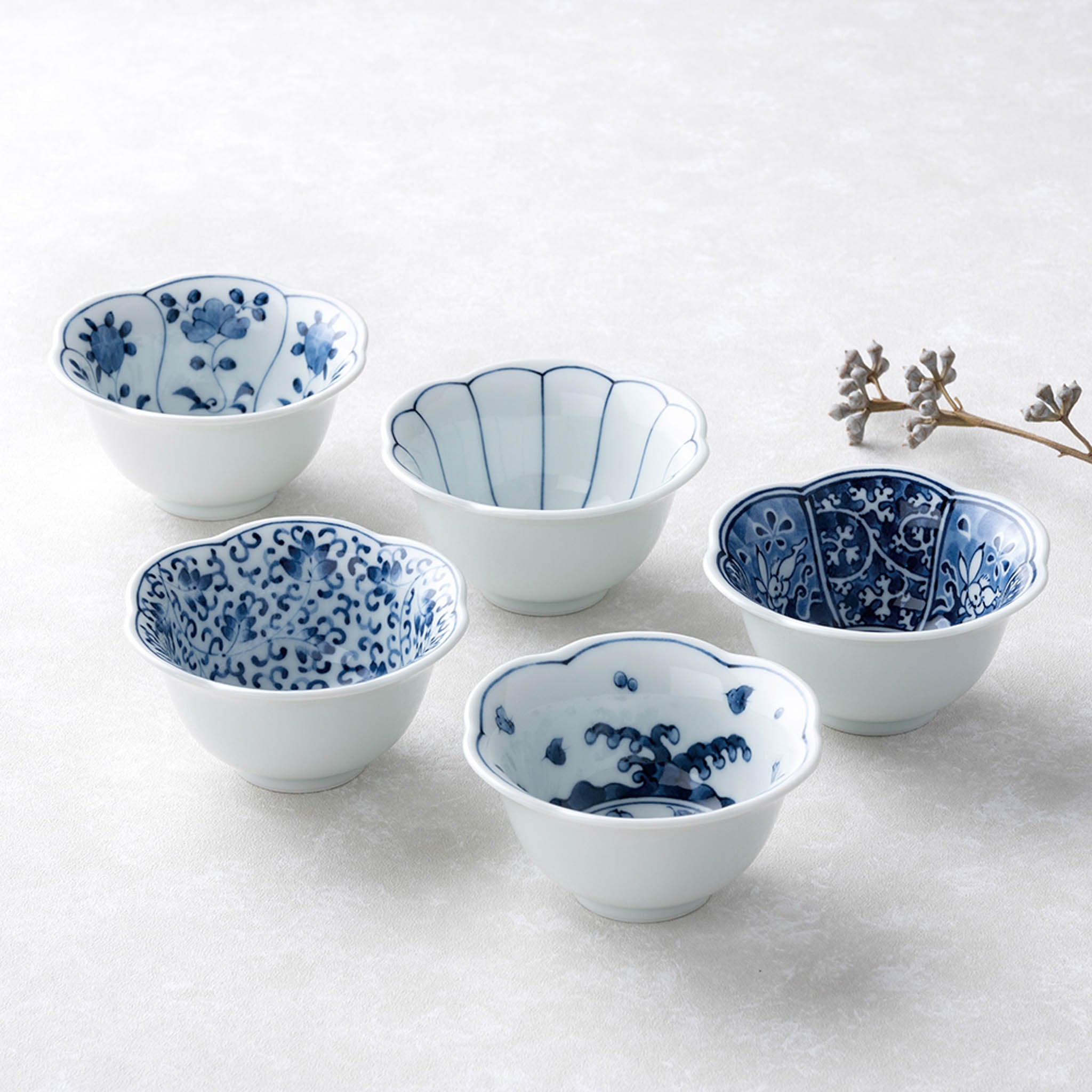 波佐見焼 | 藍文様 花型小付 5柄セット | ブルー | 西海陶器