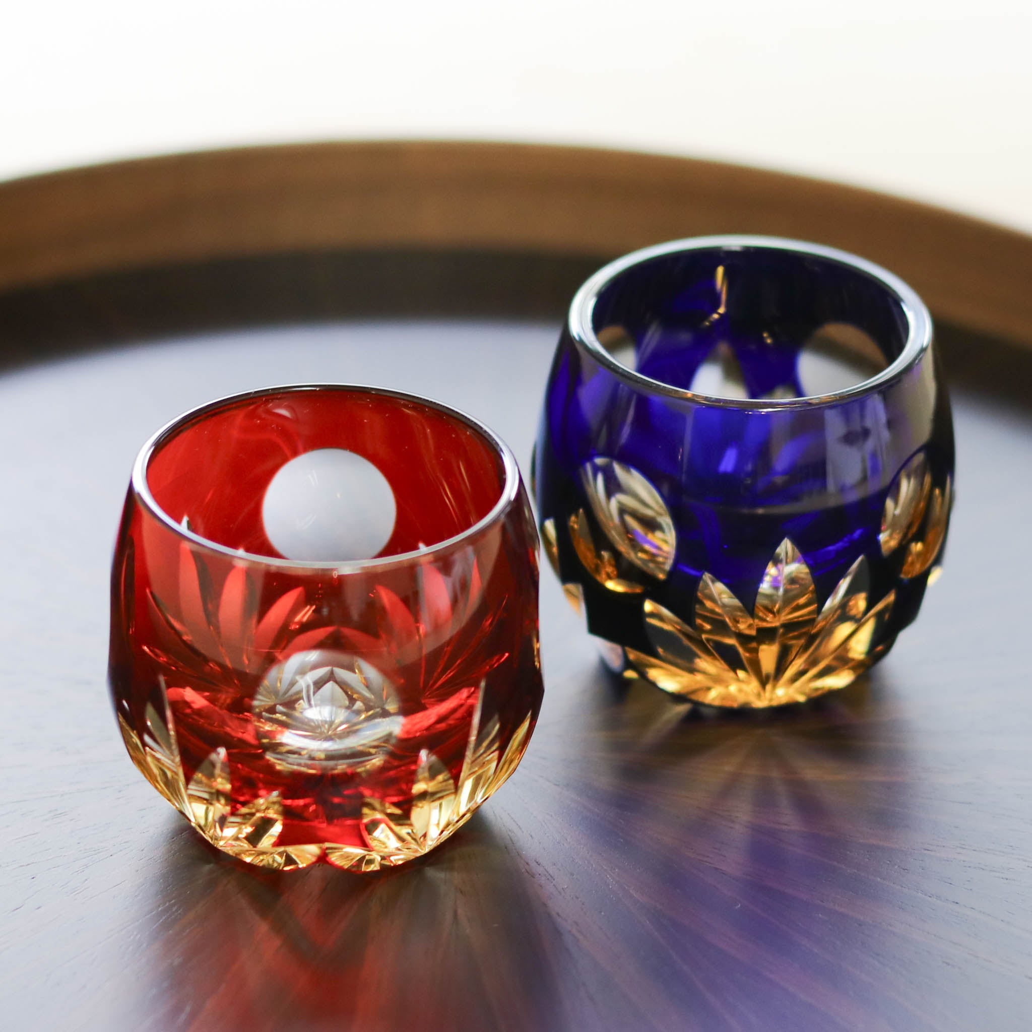 江戸切子 樽型ぐい呑み|朧月|赤|山田硝子