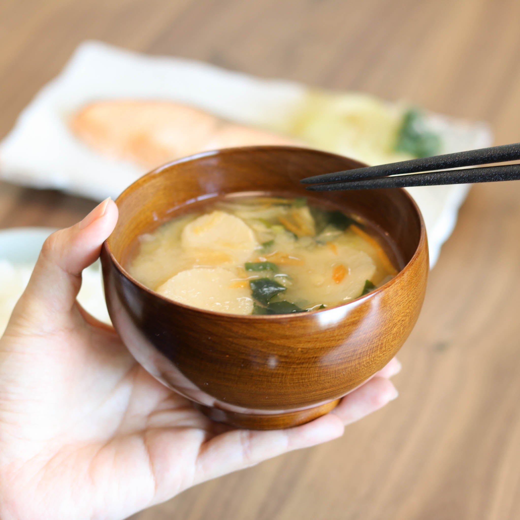 小田原漆器 お椀 | めいぼく椀 中 | 漆 さくら | 薗部産業