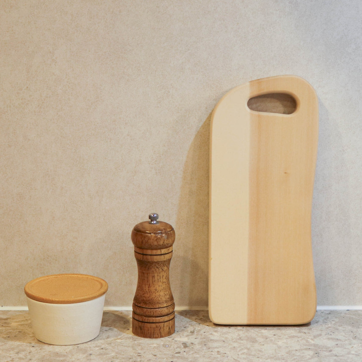 木工製品 | いちょうの木のまな板 | かどまる 小 | woodpecker