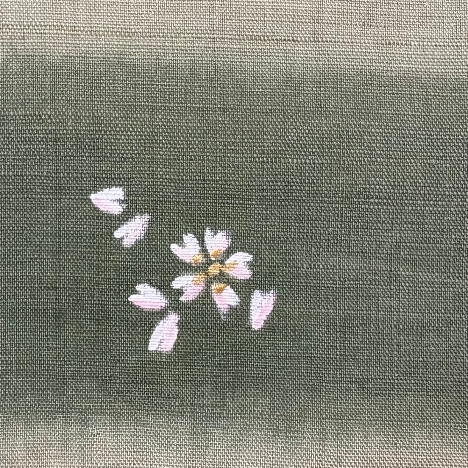 雛人形セット 草木引染め | 桑の葉 × 桑の葉 | 照明付き オーバルグリーン台 | 工房 縫nui【26/1/10以降順次配送】