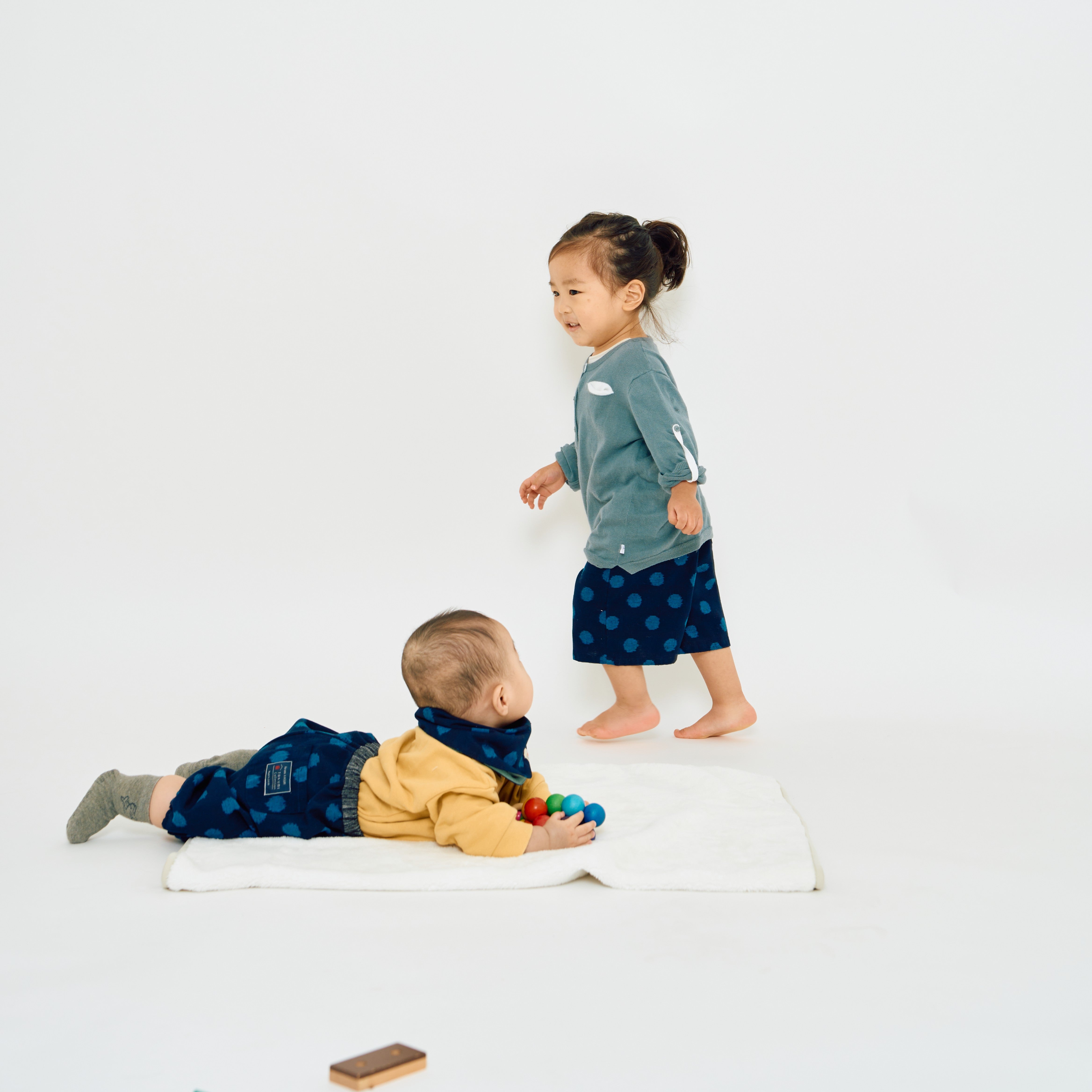 久留米絣 子供用 | もんぺっぺ スタイチーフ | 大玉ブルー | TAKUMI Collection