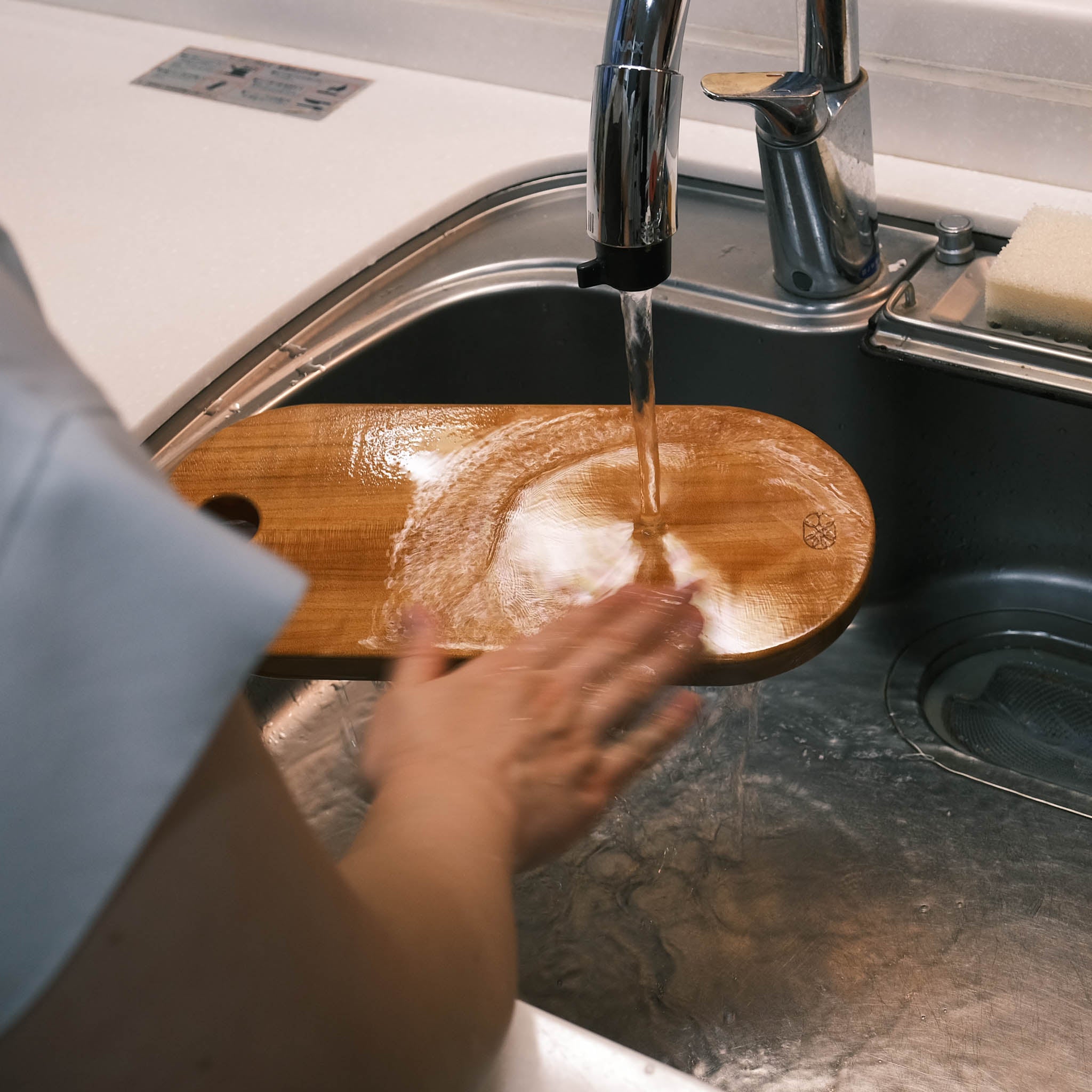 カッティングボード | 国産木 山桜 | 320×140×20mm | KINARI