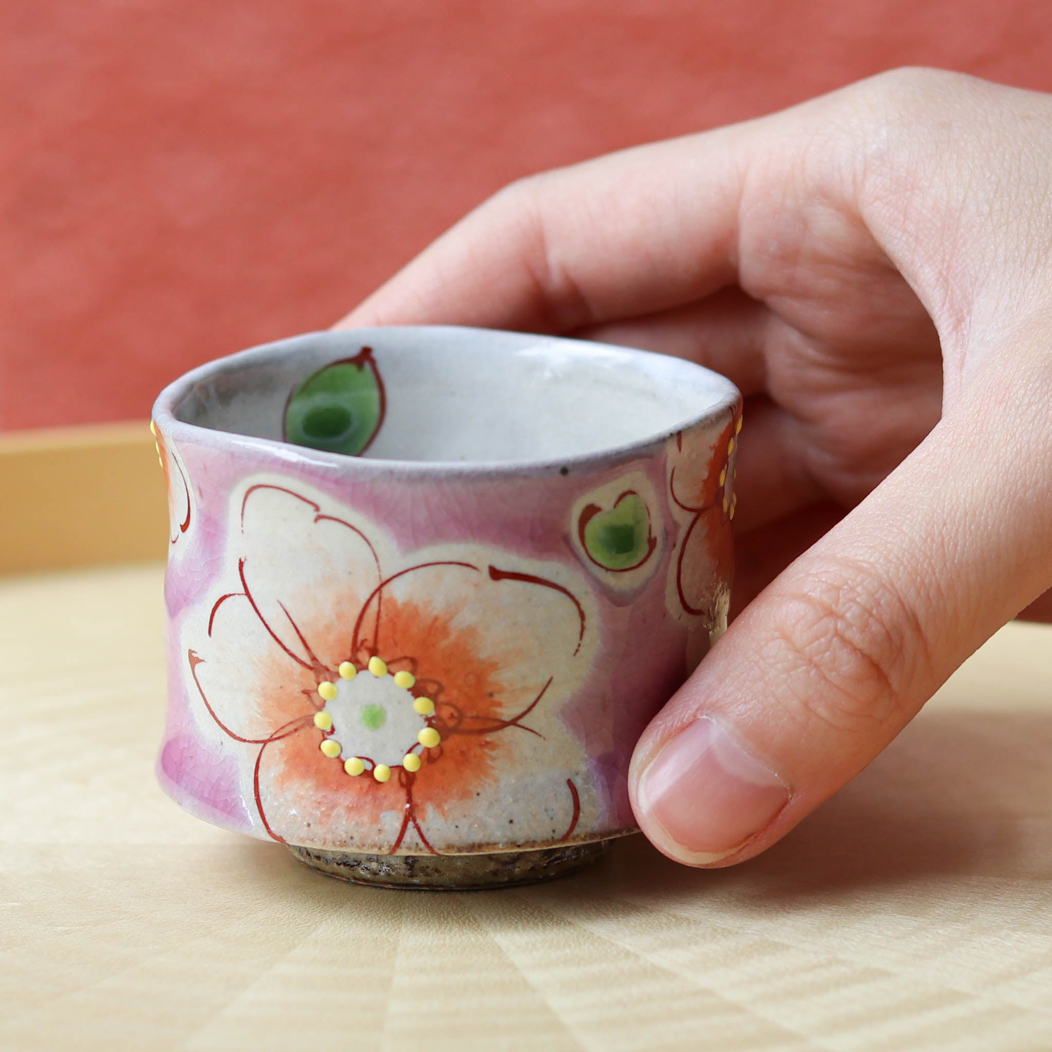 九谷焼 酒器 | ぐい呑み | ピンク花うらら | 虚空蔵窯
