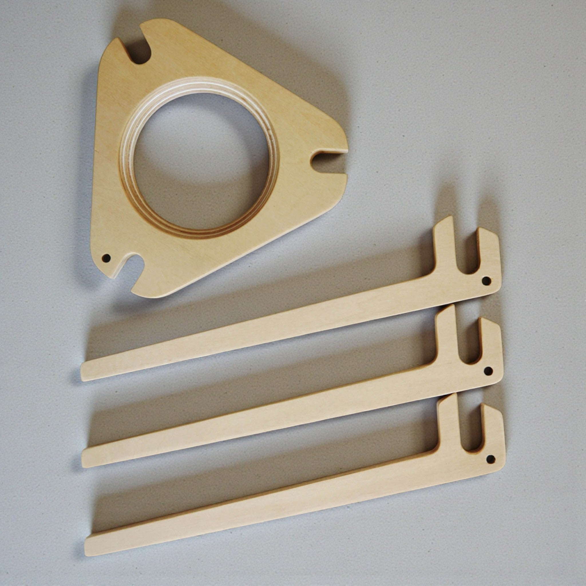 木工品 コーヒードリップ | tripod coffee dripper stand | snow white | PLYWOOD laboratory