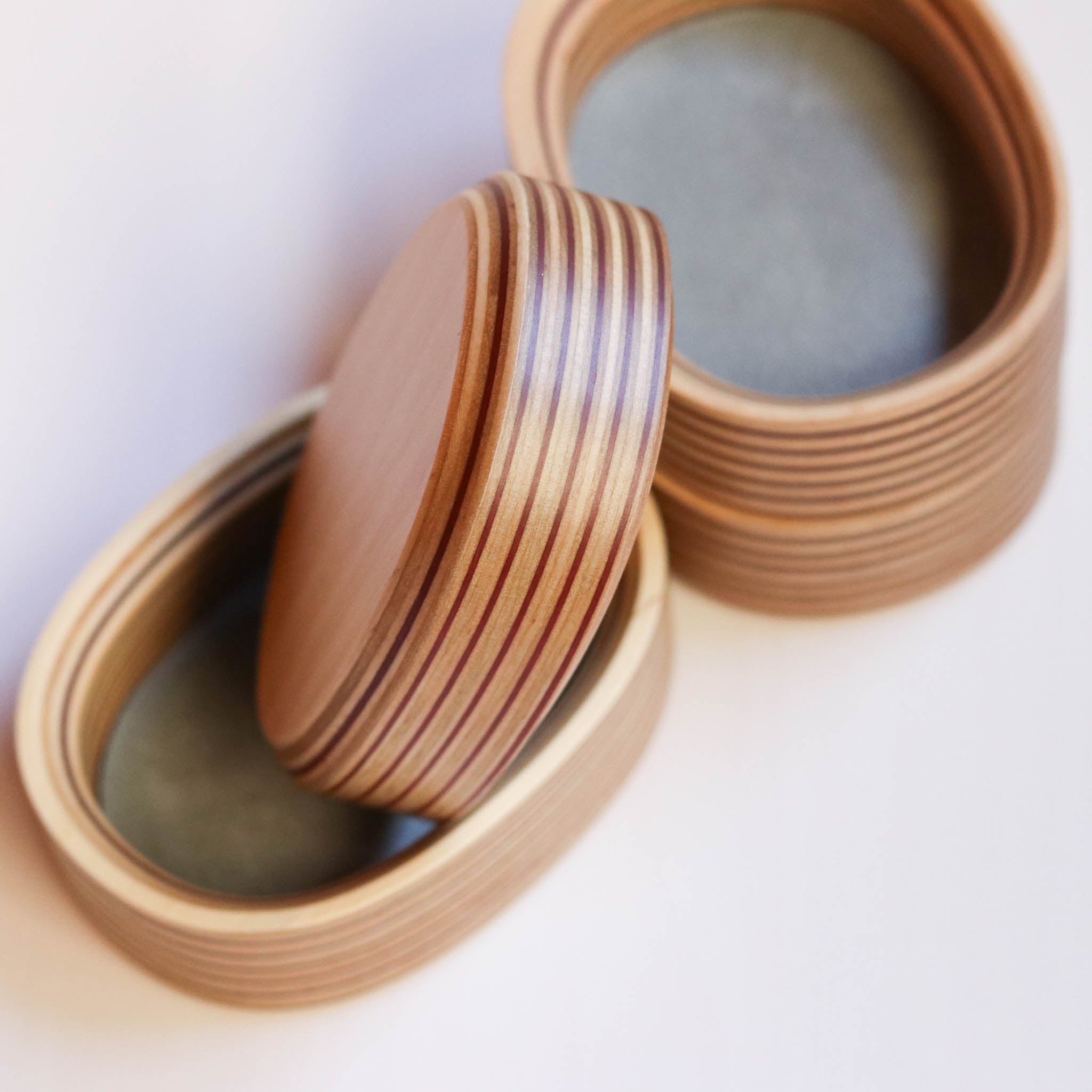 木工品 トレー | tower - oval | bordeaux | PLYWOOD laboratory