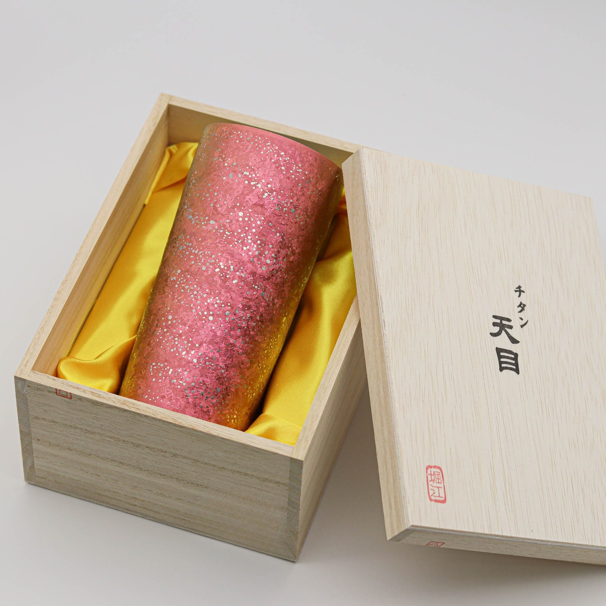 燕三条 | 天目 チタン二重タンブラー 弥生 350 | No.600 ピンク | ホリエ
