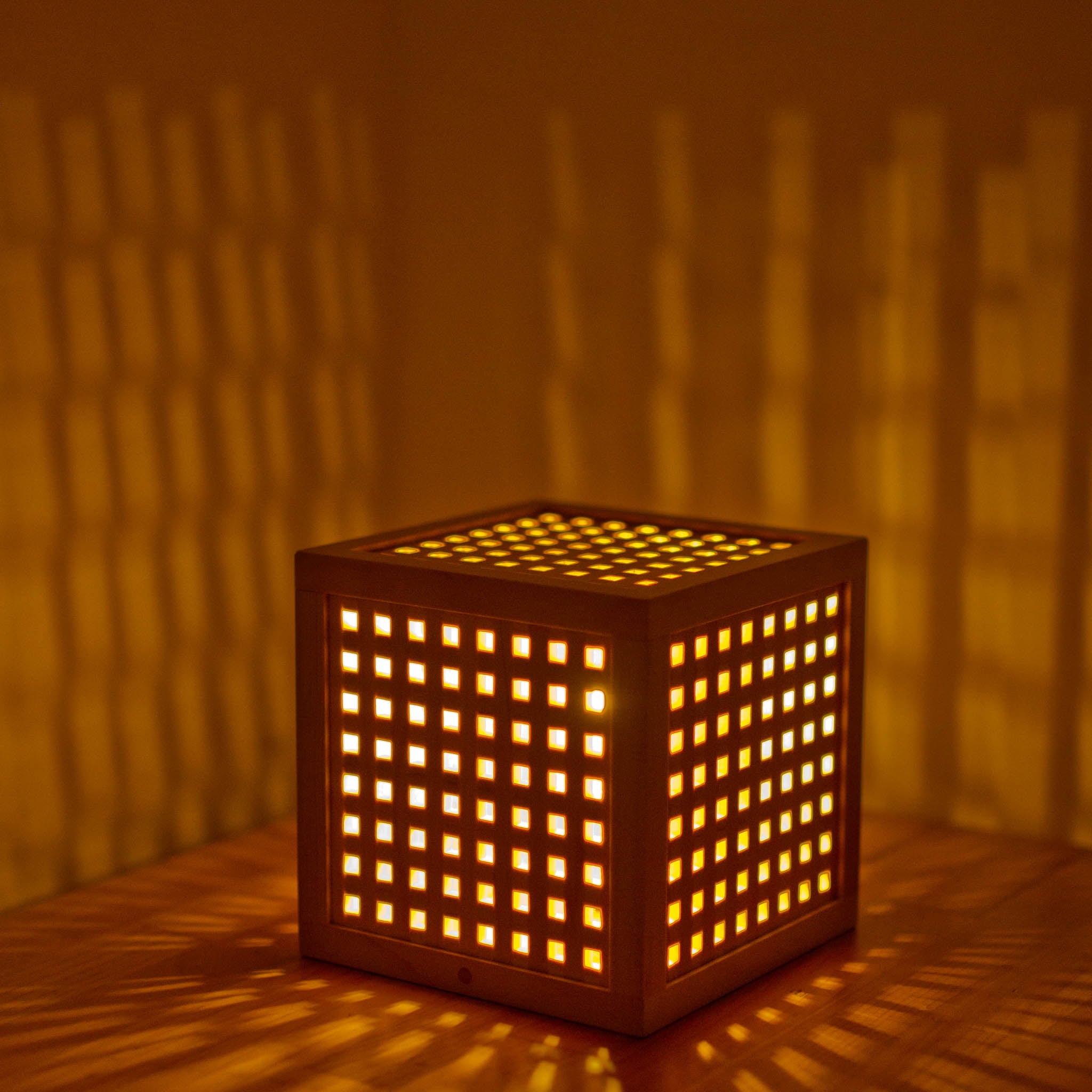 組子細工 テーブルランプ | ひかりの小箱2 | 木のあかり