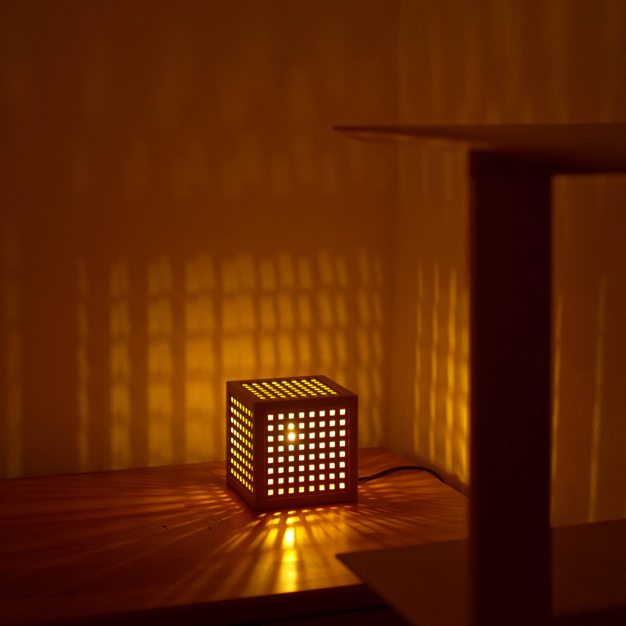 組子細工 テーブルランプ | ひかりの小箱2 | 木のあかり