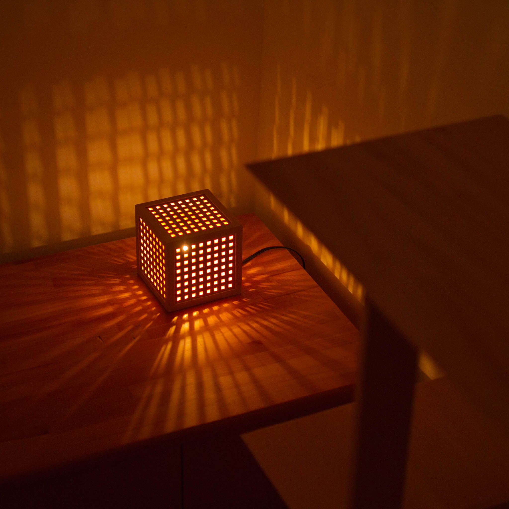 組子細工 テーブルランプ | ひかりの小箱2 | 木のあかり