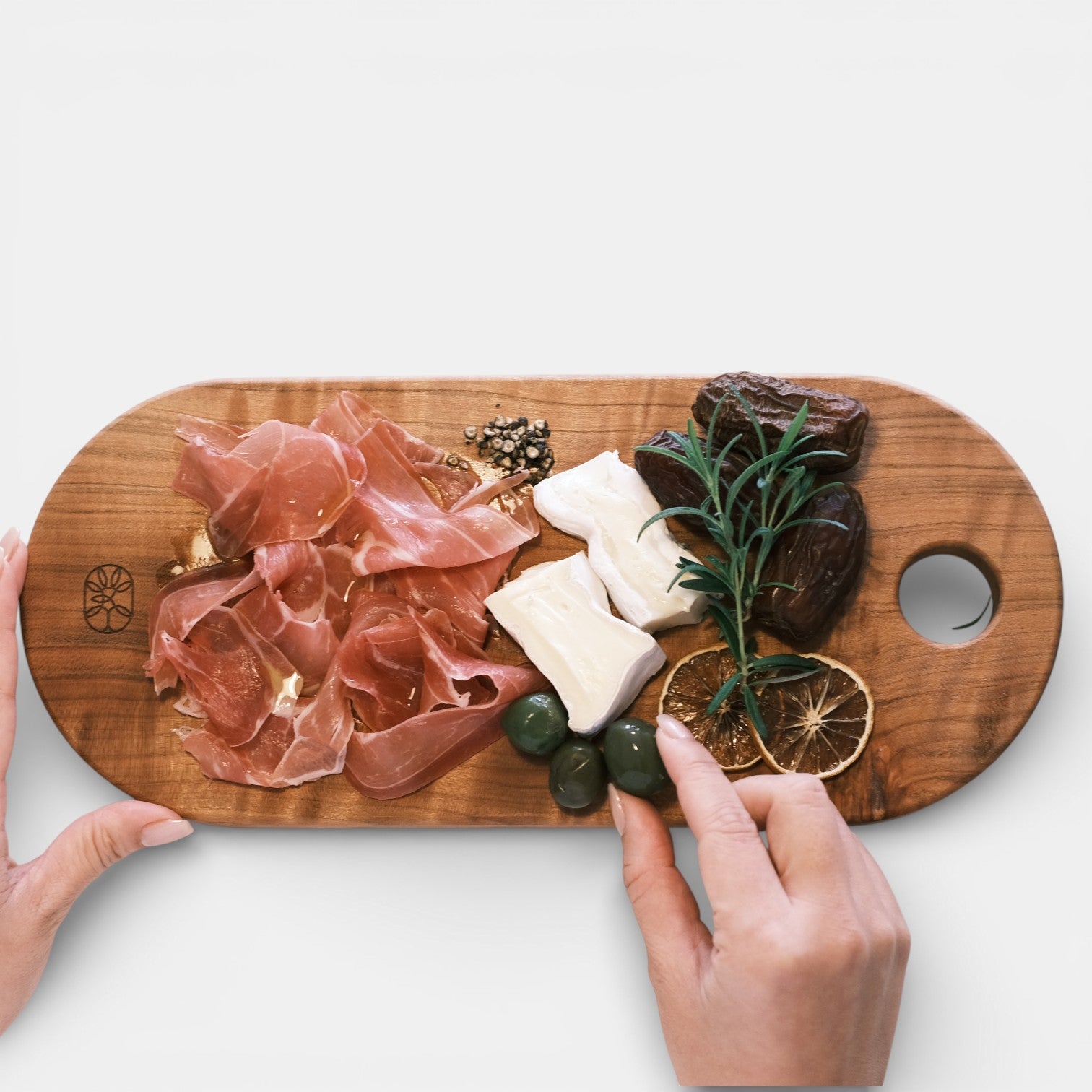 カッティングボード | 国産木 山桜 | 320×140×20mm | KINARI