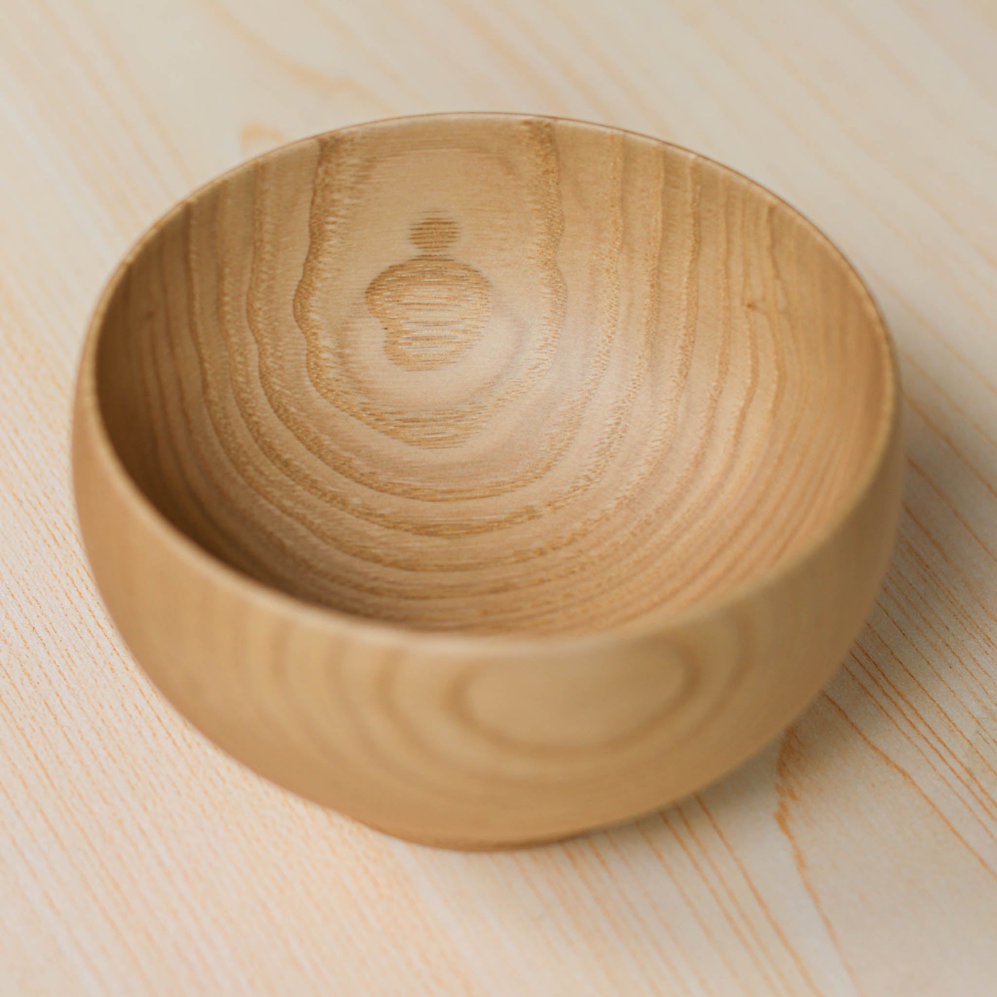 お椀 | めいぼく椀 中 | くり | 薗部産業