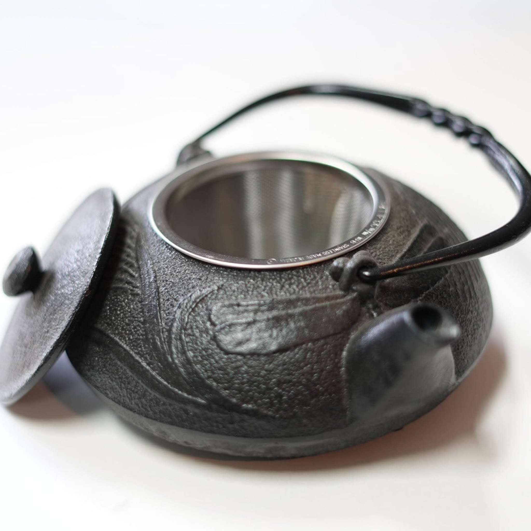 南部鉄器 鉄瓶 | 蜻蛉 0.5L | 黒 | 及富