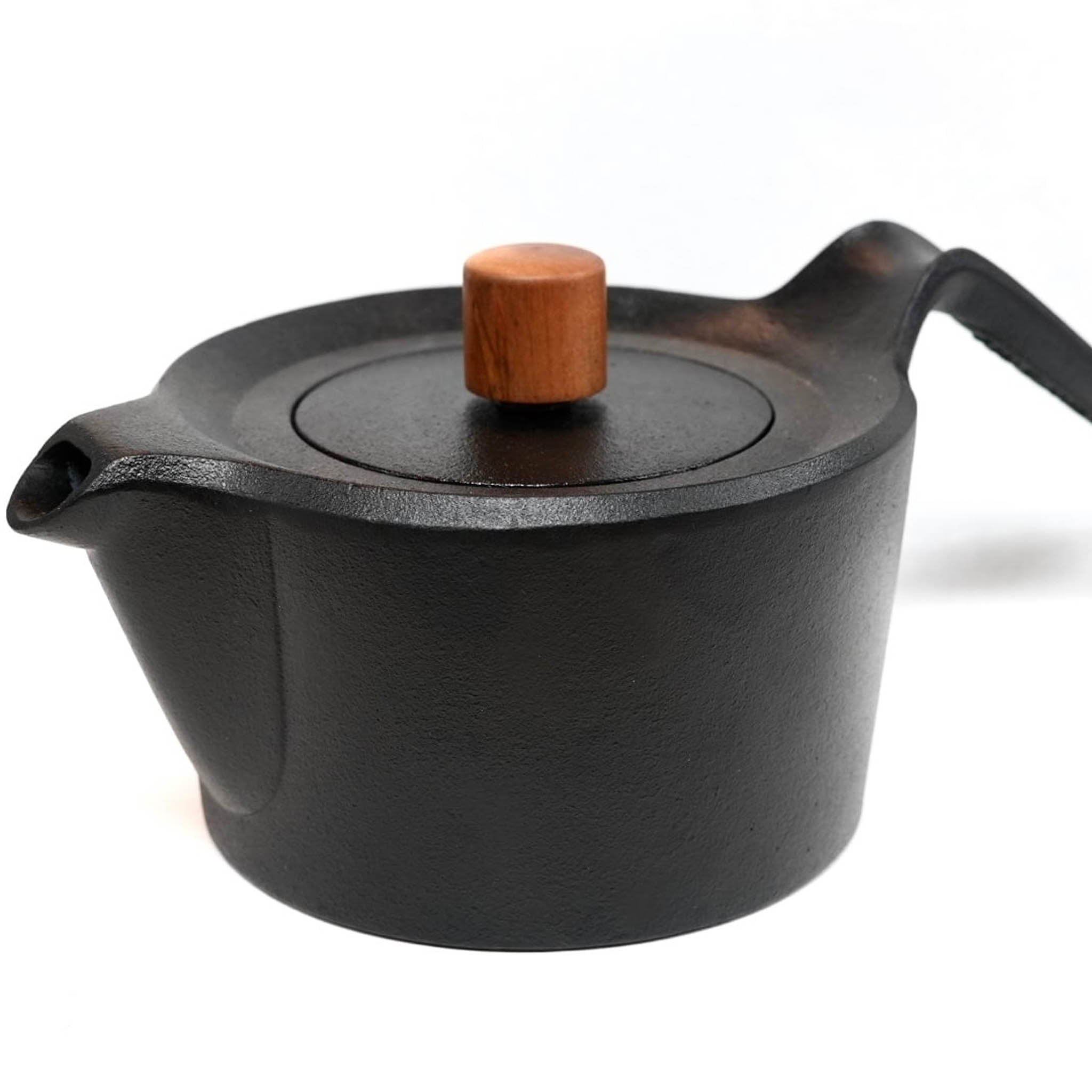 南部鉄器 鉄瓶 | スワローポット 0.6L | 黒 | 及富