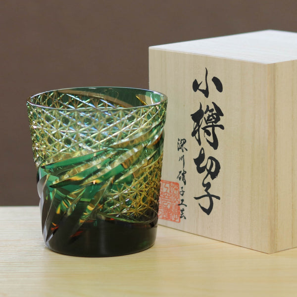 小樽切子 オールドグラス | 雅 | 緑琥珀 | 深川硝子工芸 - 日本工芸堂 
