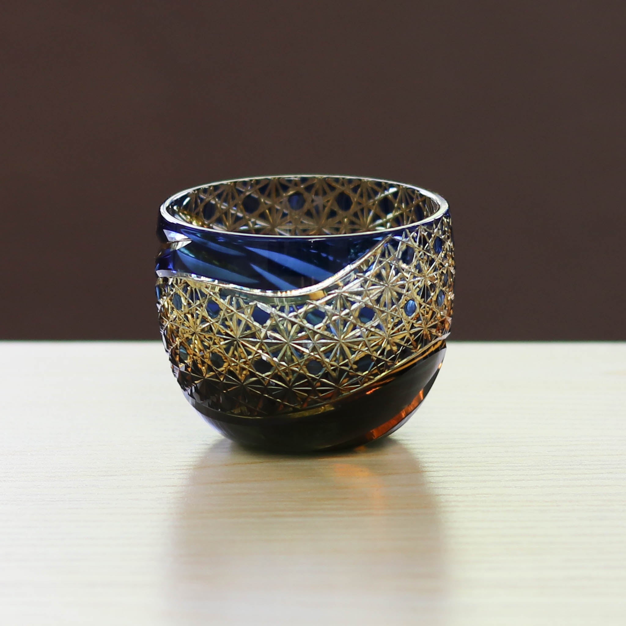 小樽切子 ぐい呑み | 雅 | 瑠璃琥珀 | 深川硝子工芸