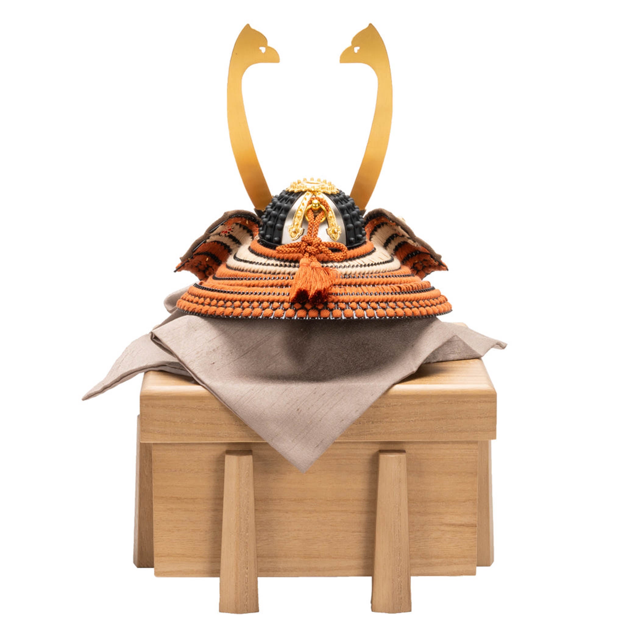 兜飾り | 奉納 暁 | 真朱威 1/5スケール | 鈴甲子 雄山【26/1/6以降順次配送】