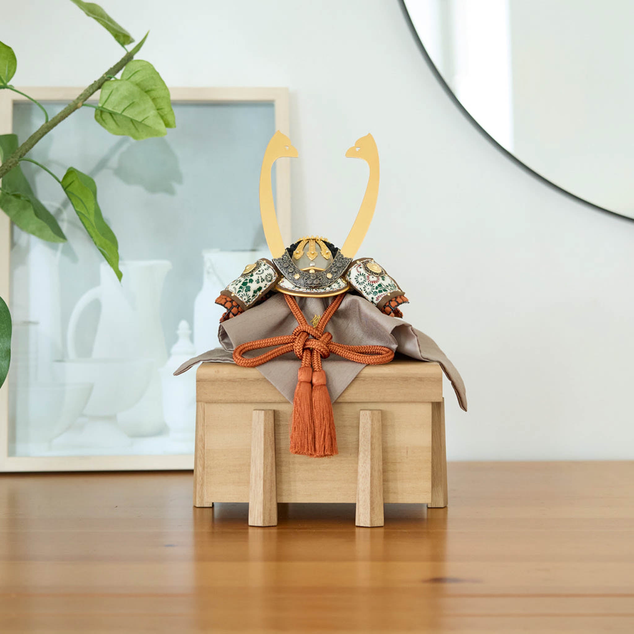 兜飾りセット | 奉納 暁 | 真朱威 1/5スケール 砂紋の飾り | 鈴甲子 雄山【26/1/6以降順次配送】