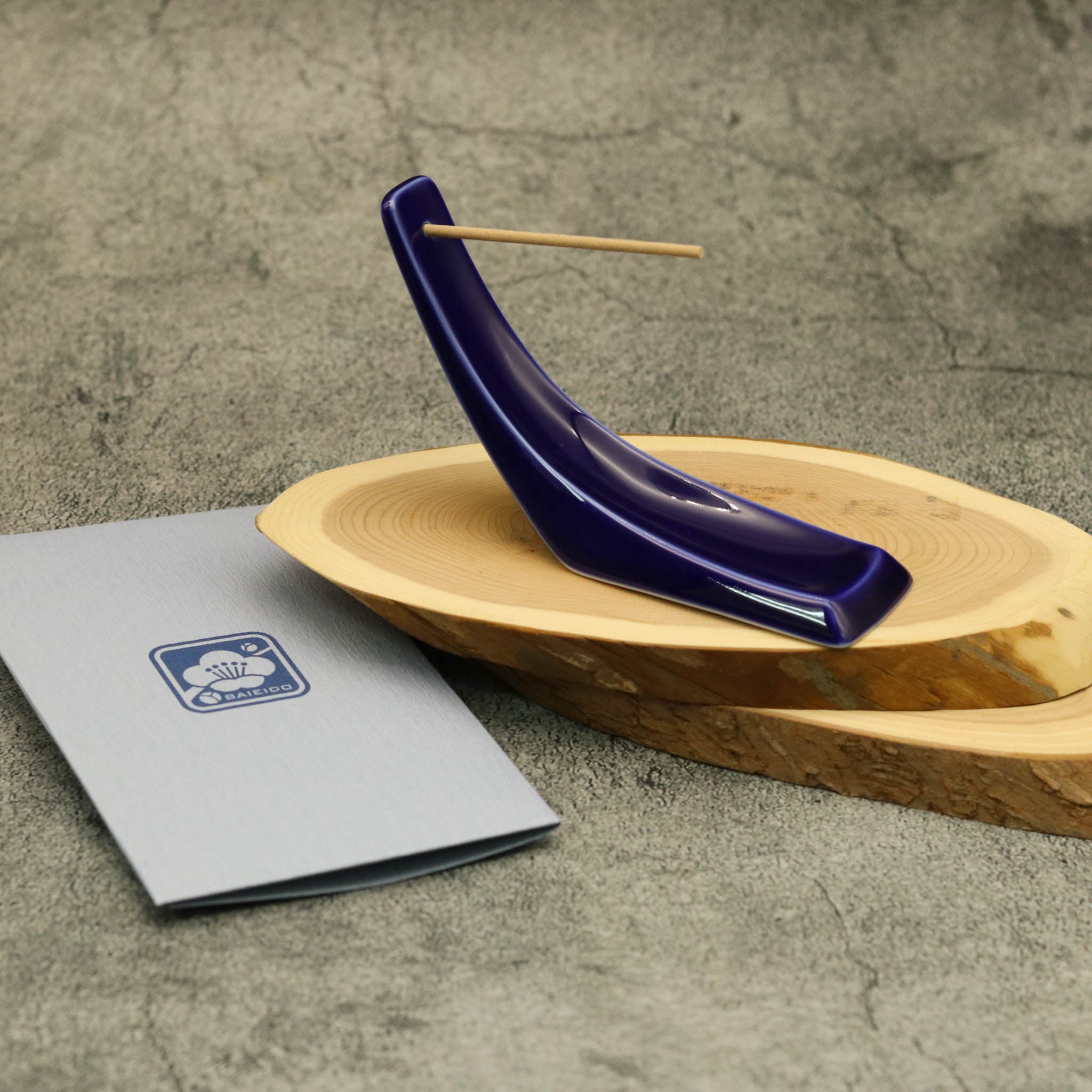 沈香お香と有田焼香立てセット | ken okuyama | 梅栄堂