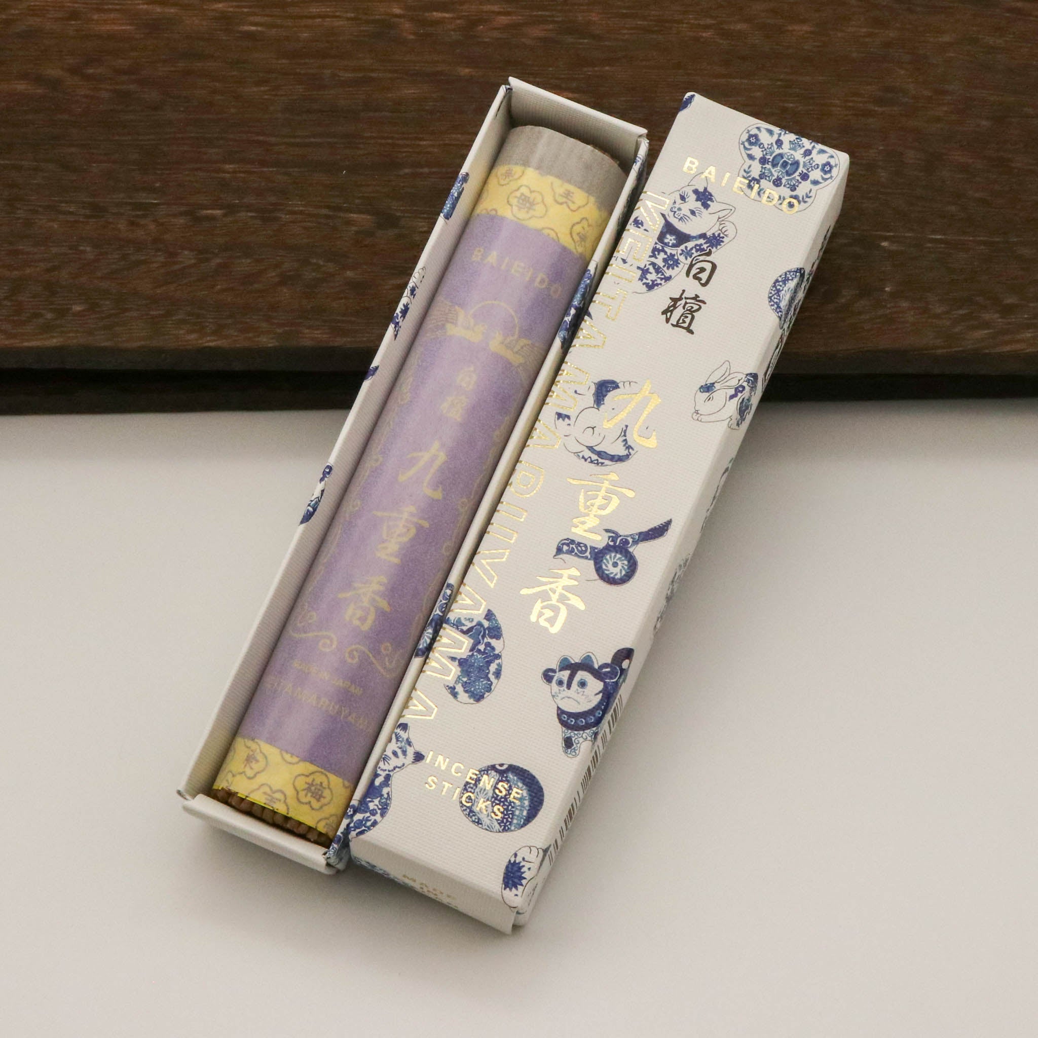 堺線香 | KEITA MARUYAMA | 白檀九重香 | 梅栄堂