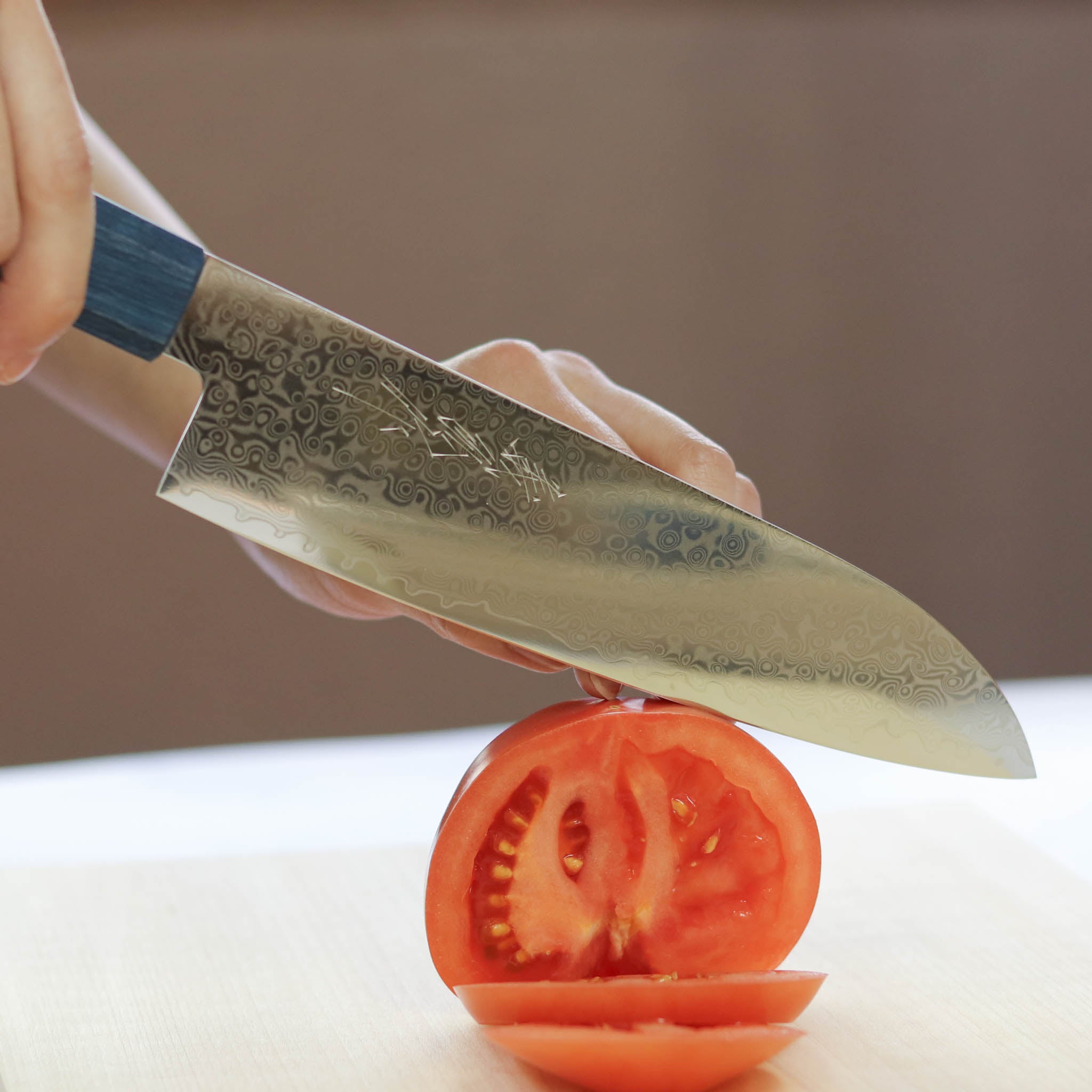 堺打刃物 包丁 | ダマスカス67層 三徳 18cm 両刃 | 暁ハンドル 桐箱入り | 山脇刃物製作所