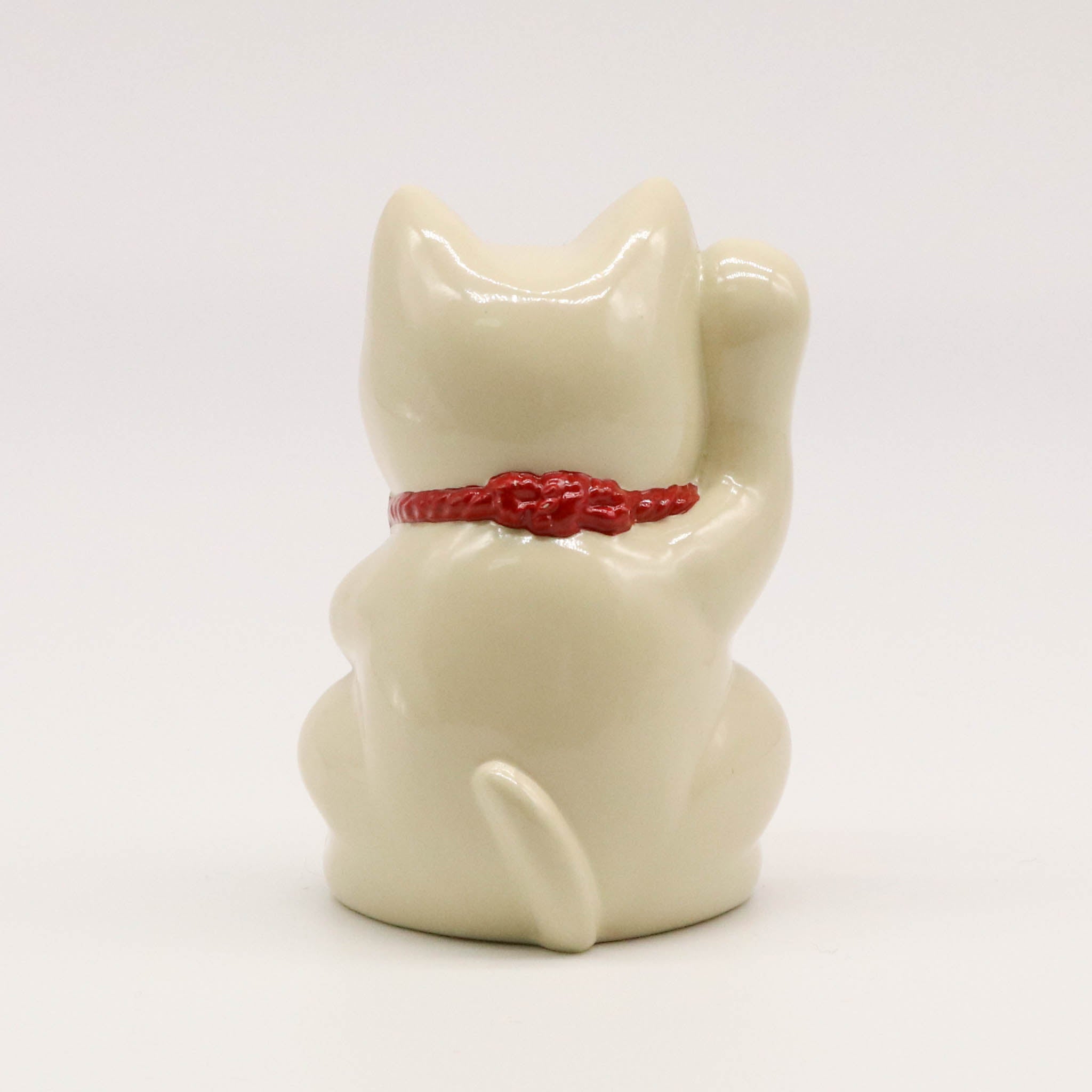 高岡銅器 | 招き猫 | 白漆・金蒔絵仕上げ | 銀雅堂