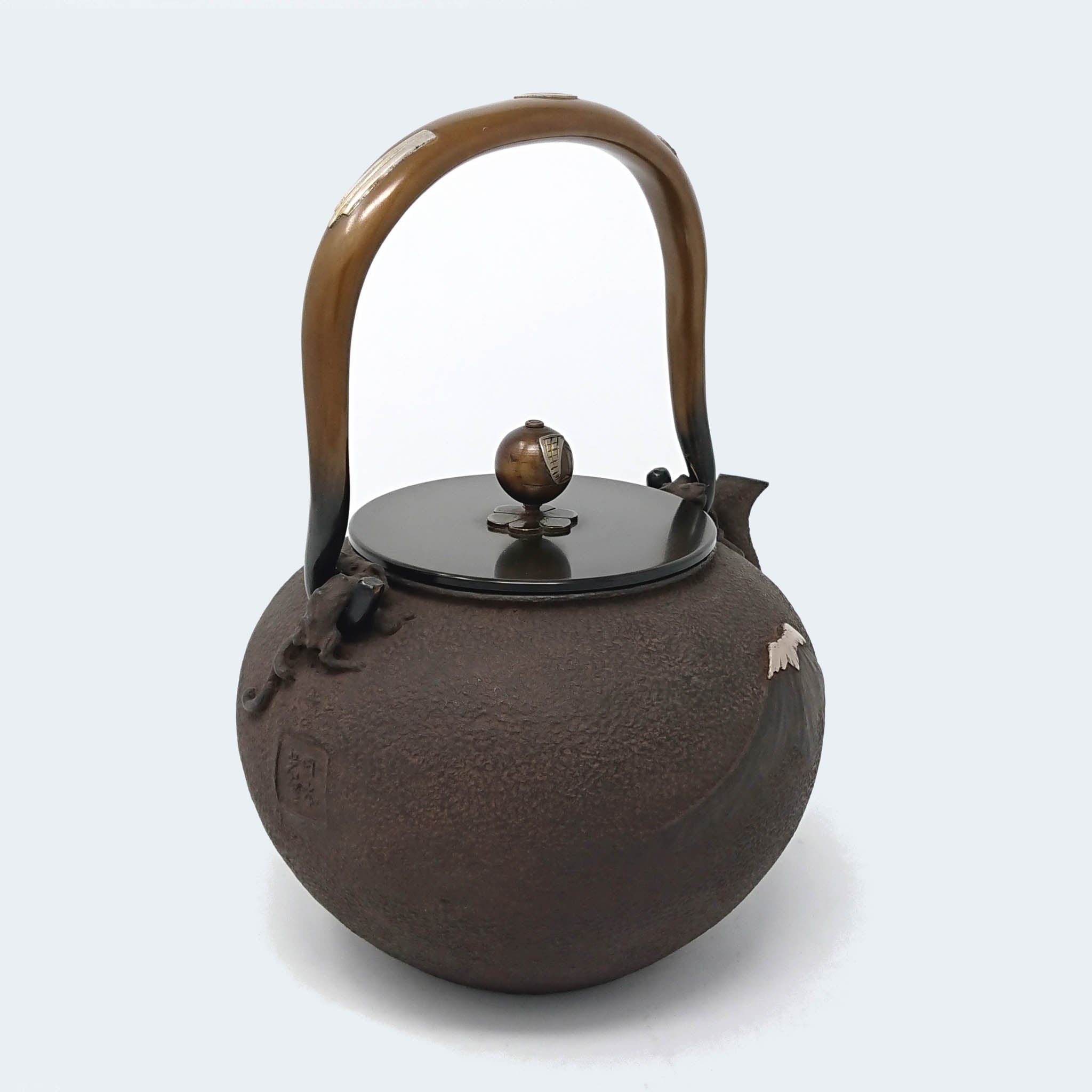 高岡銅器 鉄瓶 | 富士浜松図 | 般若鋳造所