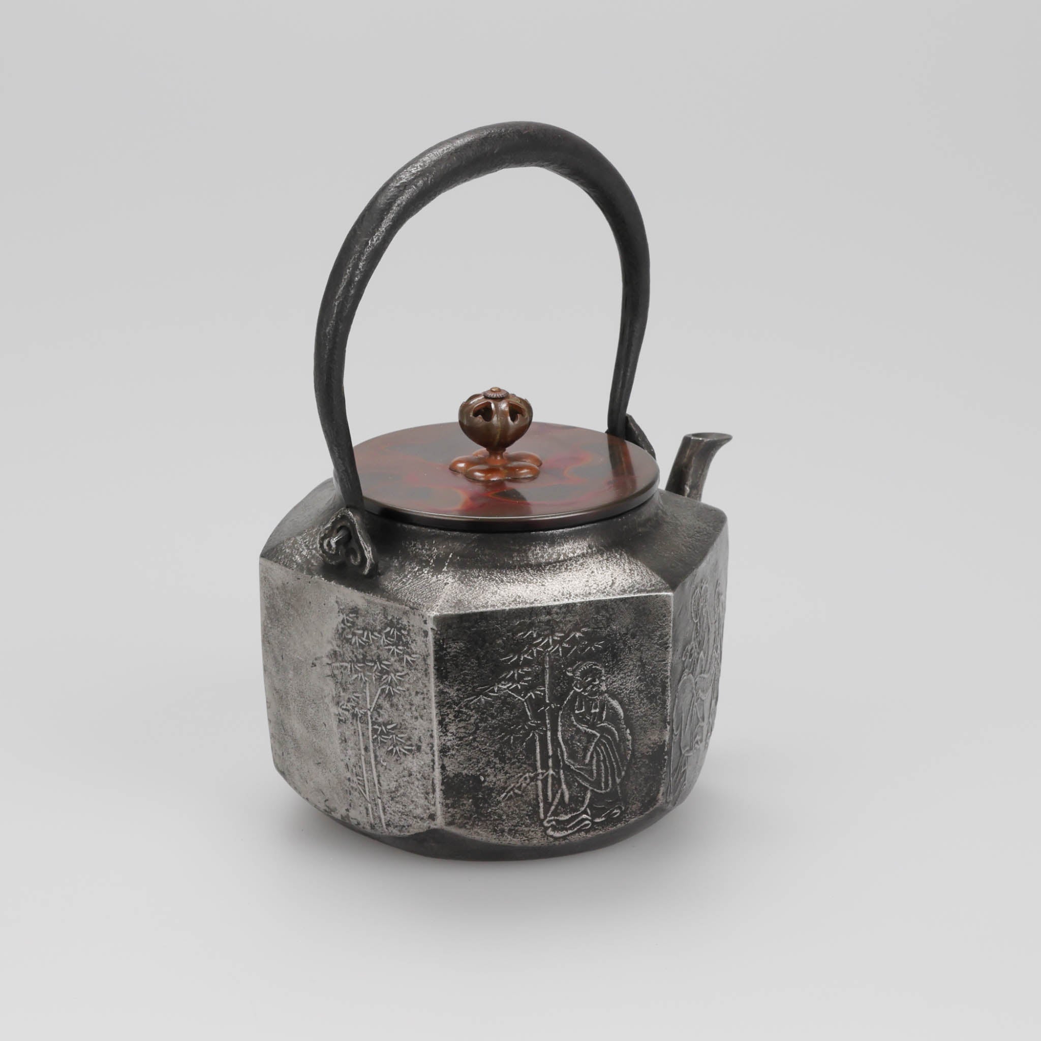 高岡銅器 鉄瓶 | 砂鉄 | 七賢人文亀甲 | 般若鋳造所