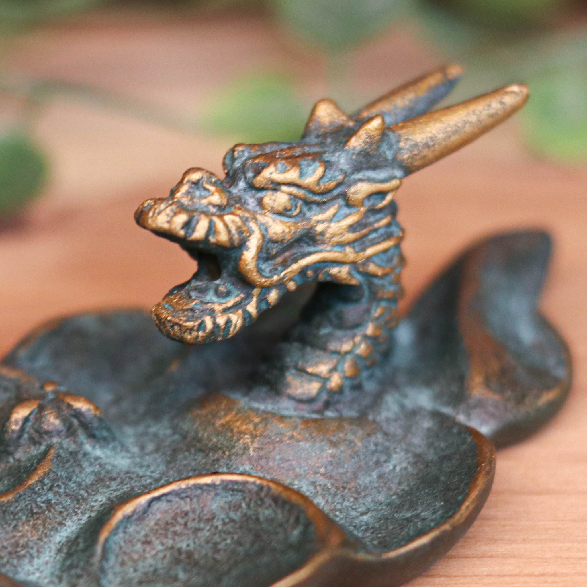 高岡銅器 香立 | UNRYUU 桐箱入 | 金青銅 | 松美堂