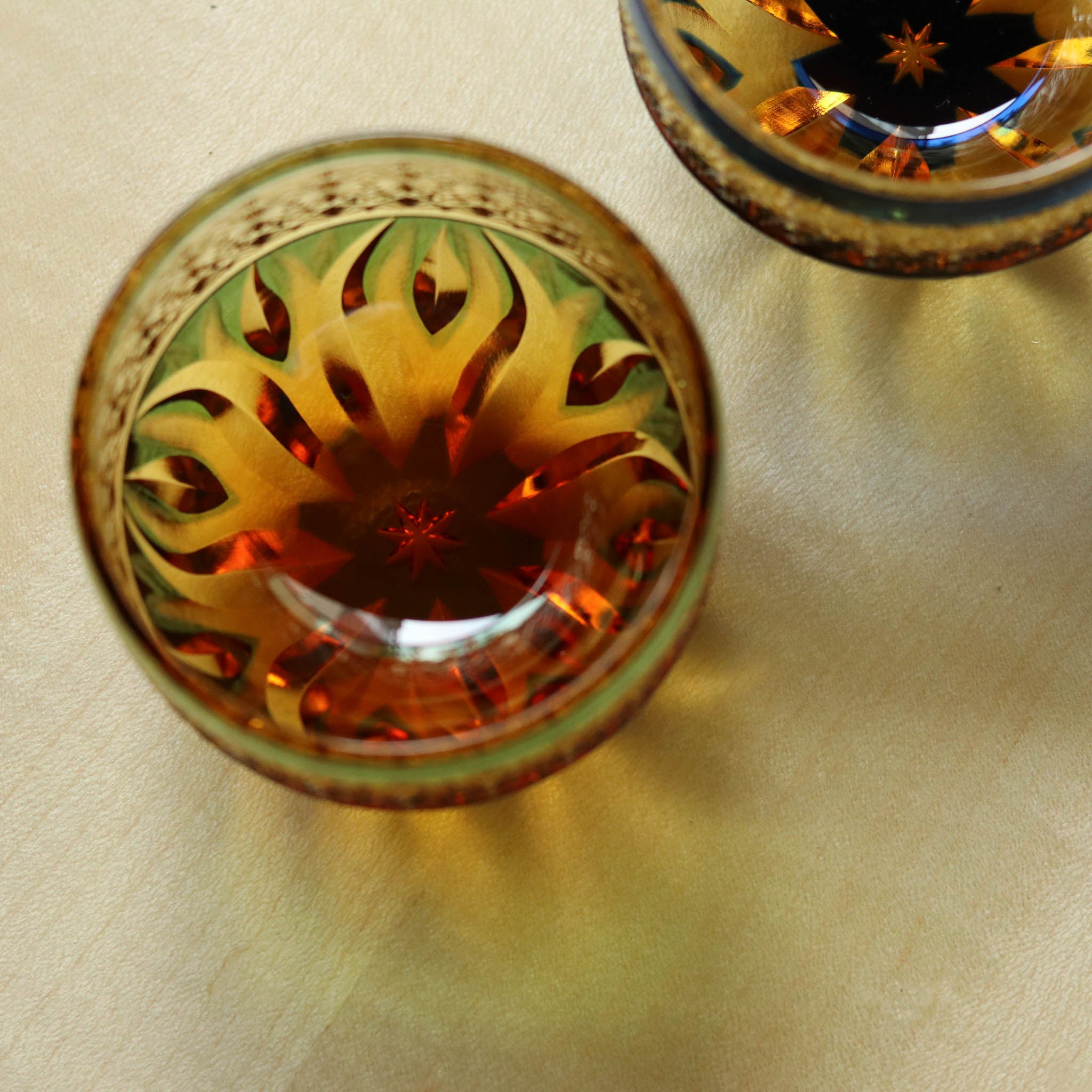 江戸切子 ぐい呑み | hibana 火華 | 琥珀 緑 | haku硝子