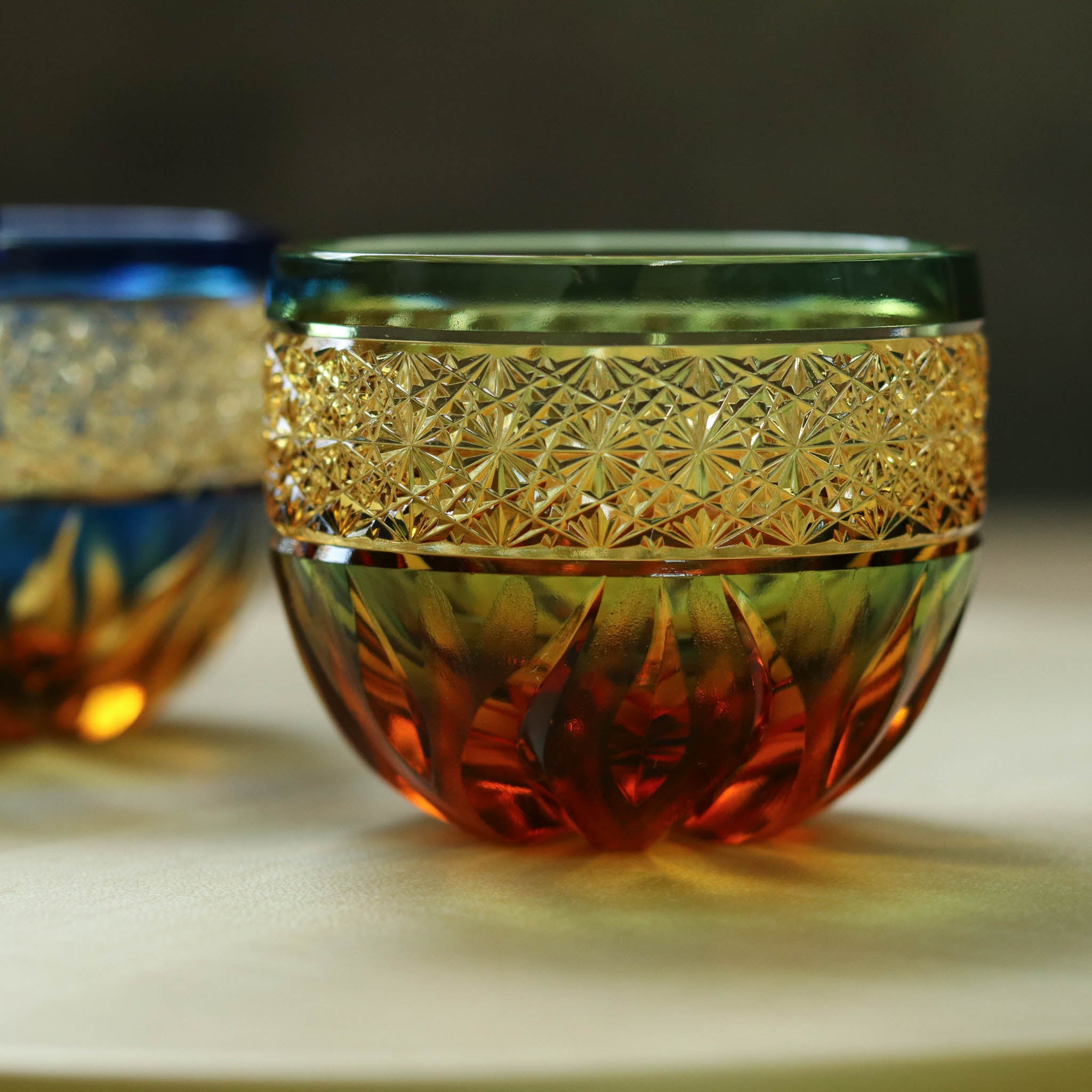 江戸切子 ぐい呑み | hibana 火華 | 琥珀 緑 | haku硝子