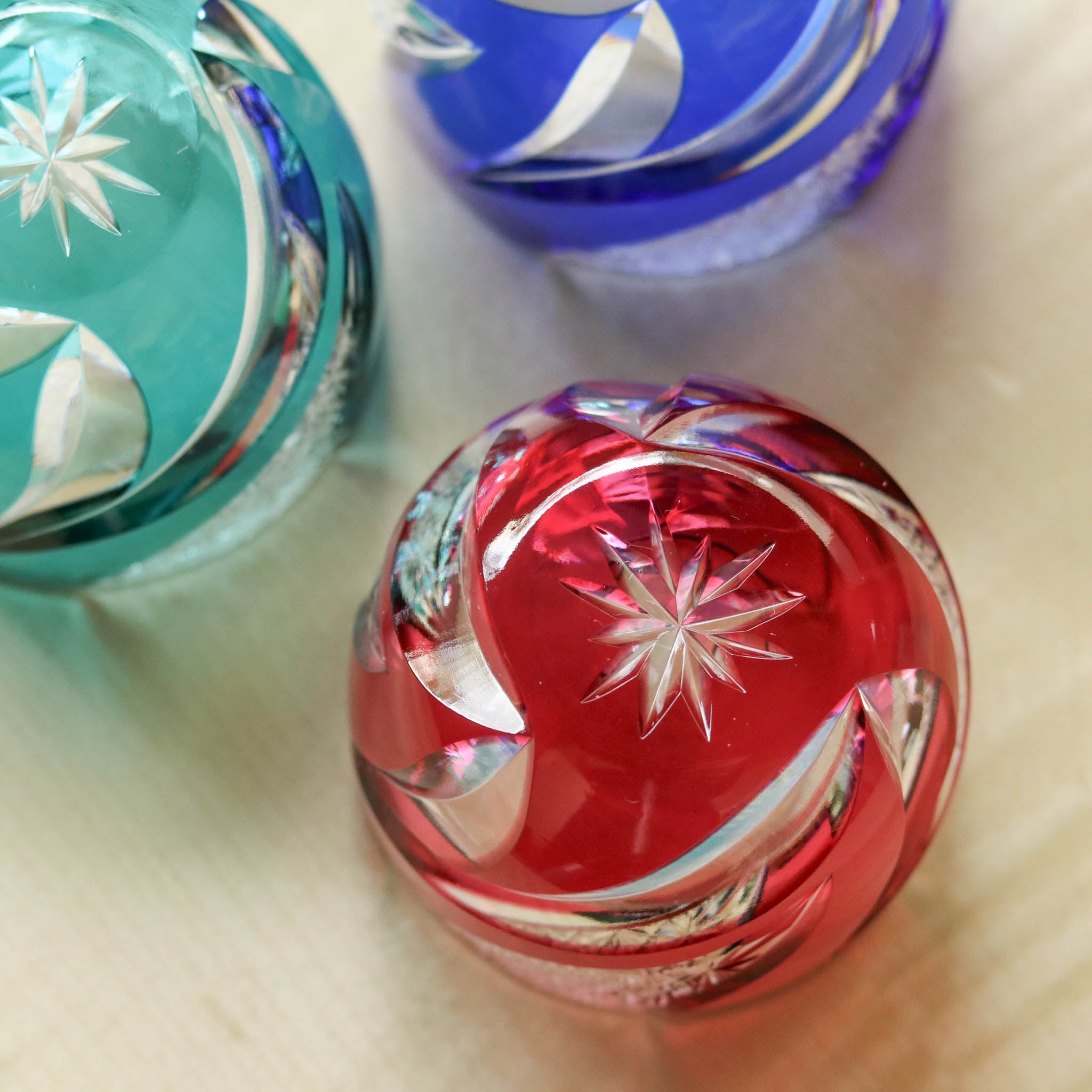 江戸切子 ぐい呑み | homura 焔 | 金赤 | haku硝子