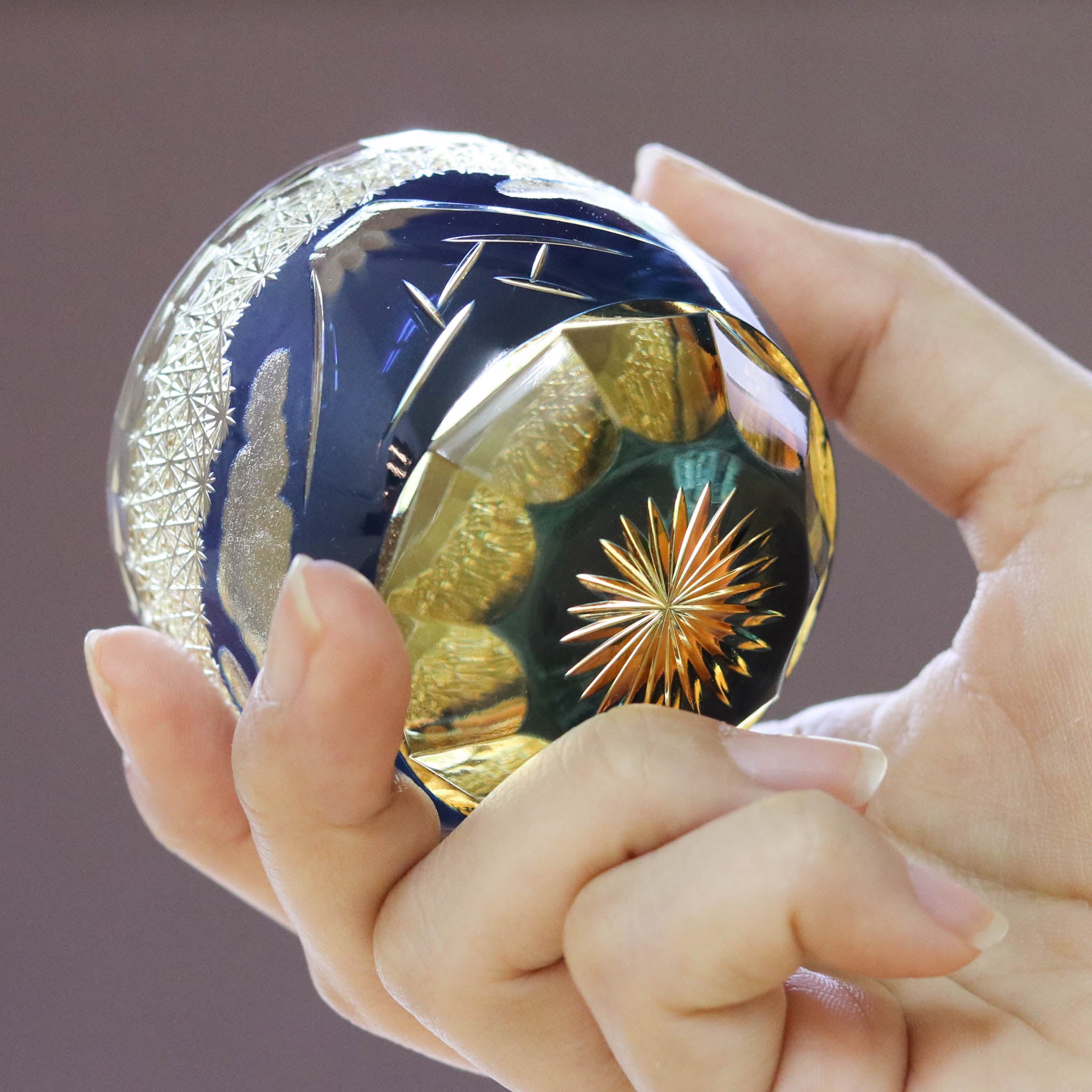 江戸切子 ぐい呑み|山下白雨|琥珀 瑠璃|山田硝子