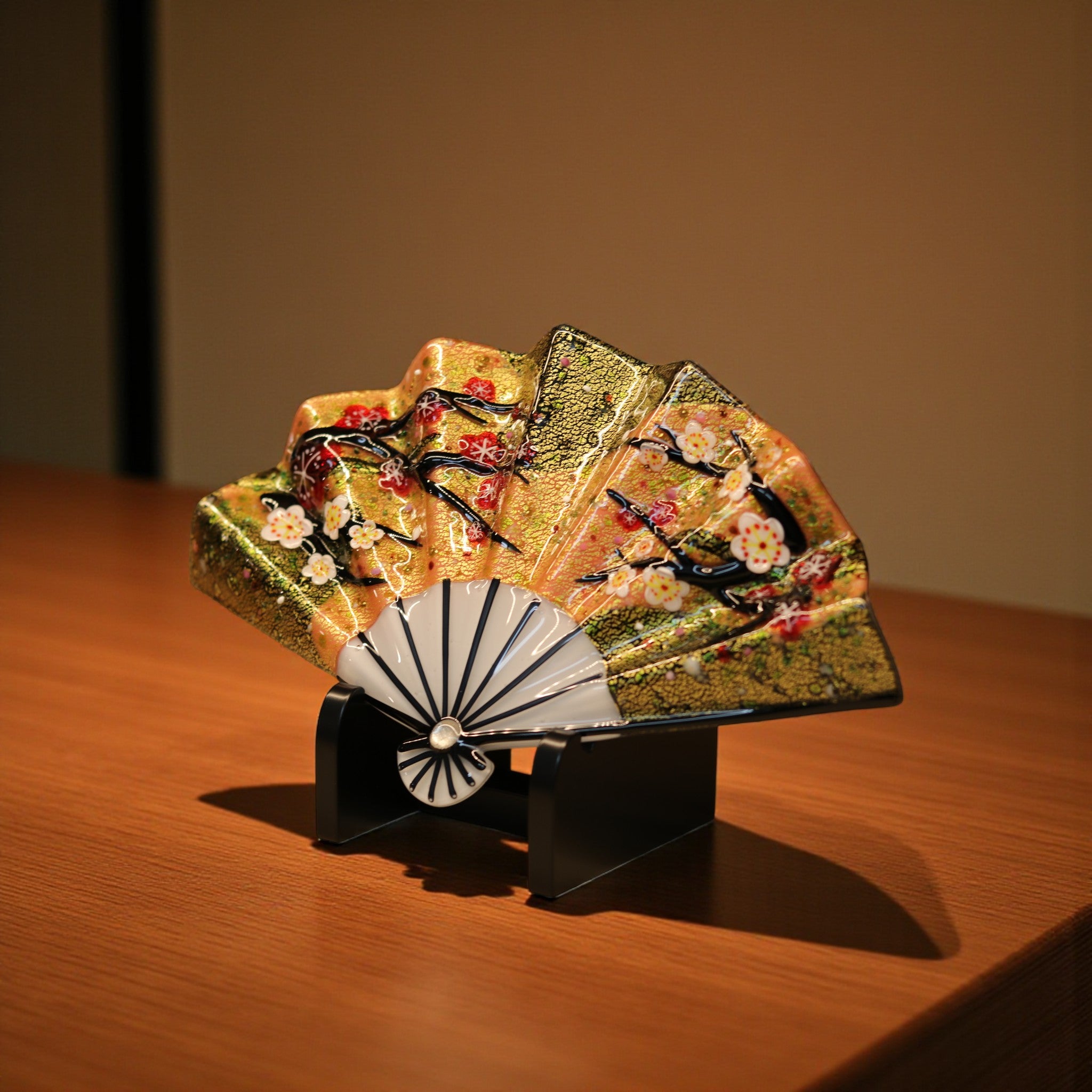 綾ガラス 置物 | 金彩象嵌 光琳 扇 大 | 砡金赤 薄黒 | グラスアート黒木