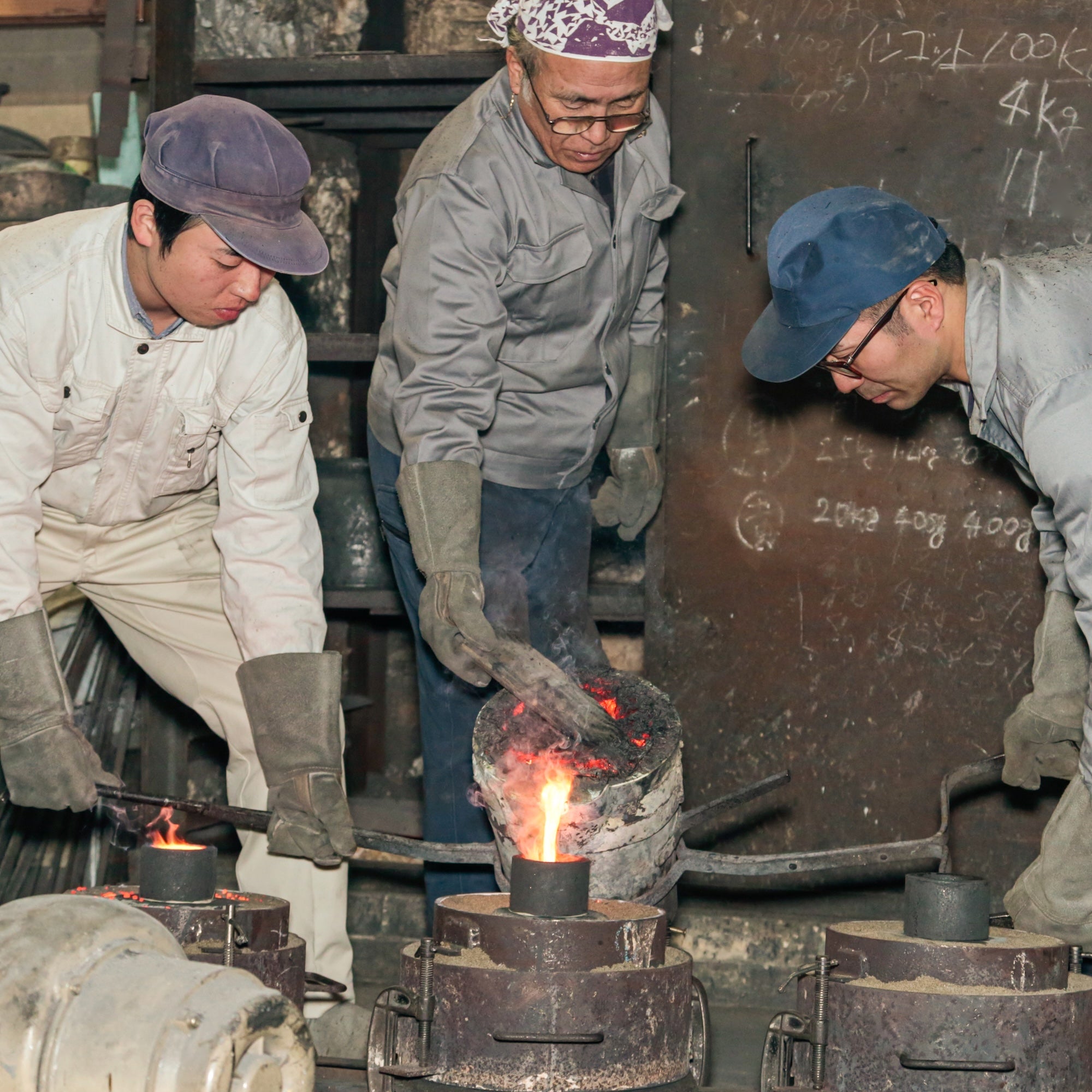 高岡銅器 鉄瓶 | 砂鉄 鉄砲口形 | 素文 | 般若鋳造所