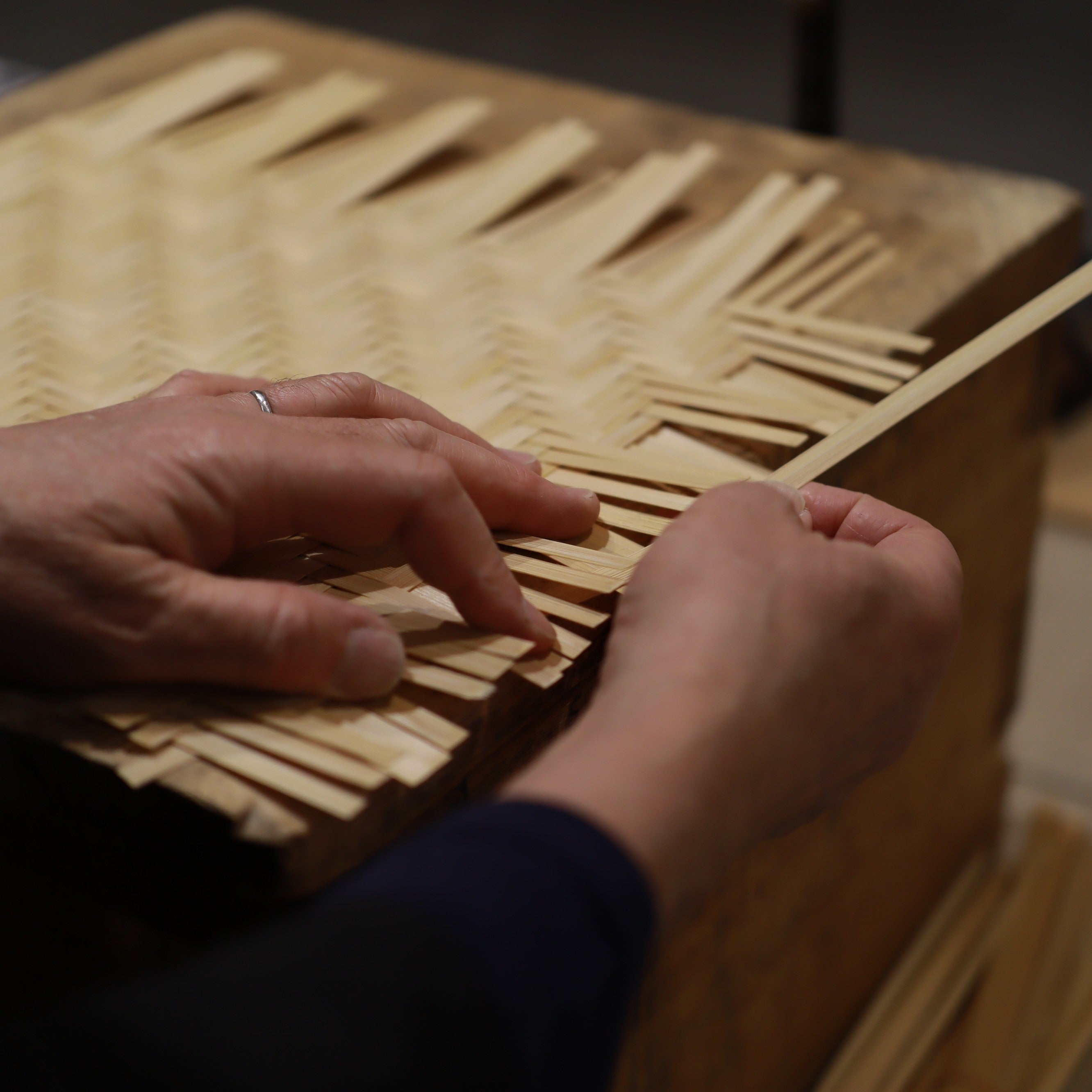 駿河竹千筋細工 菓子器 | カラ | hounobi