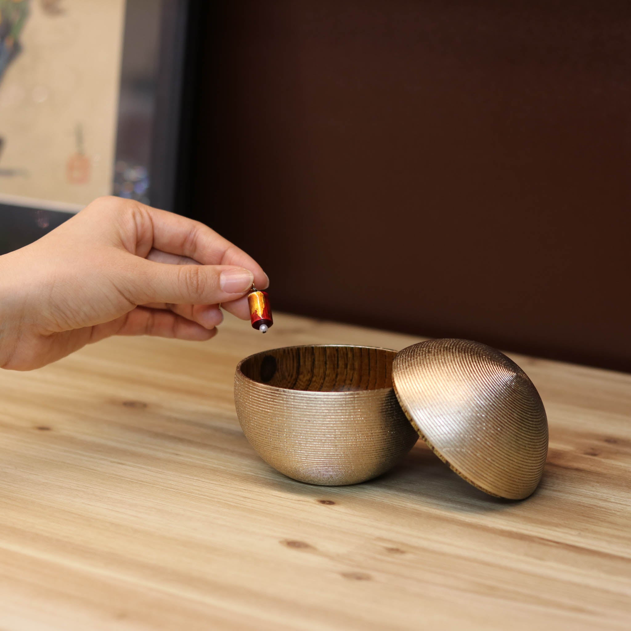 金沢金箔 小物入れ | 千筋 まり型ペア 小 | 永&久 | 箔座