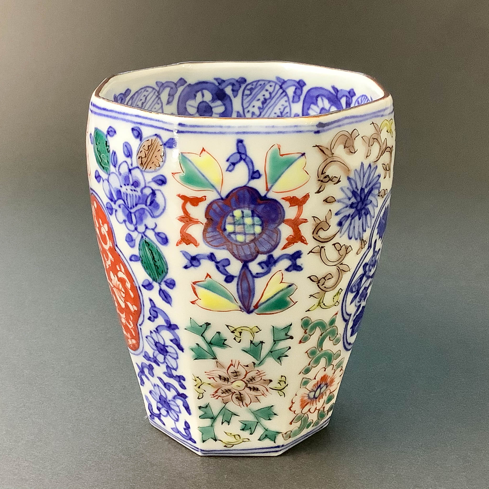 【在庫限り】京焼 マグカップ | 間取牡丹花づくし | 小 | 碧黄石窯