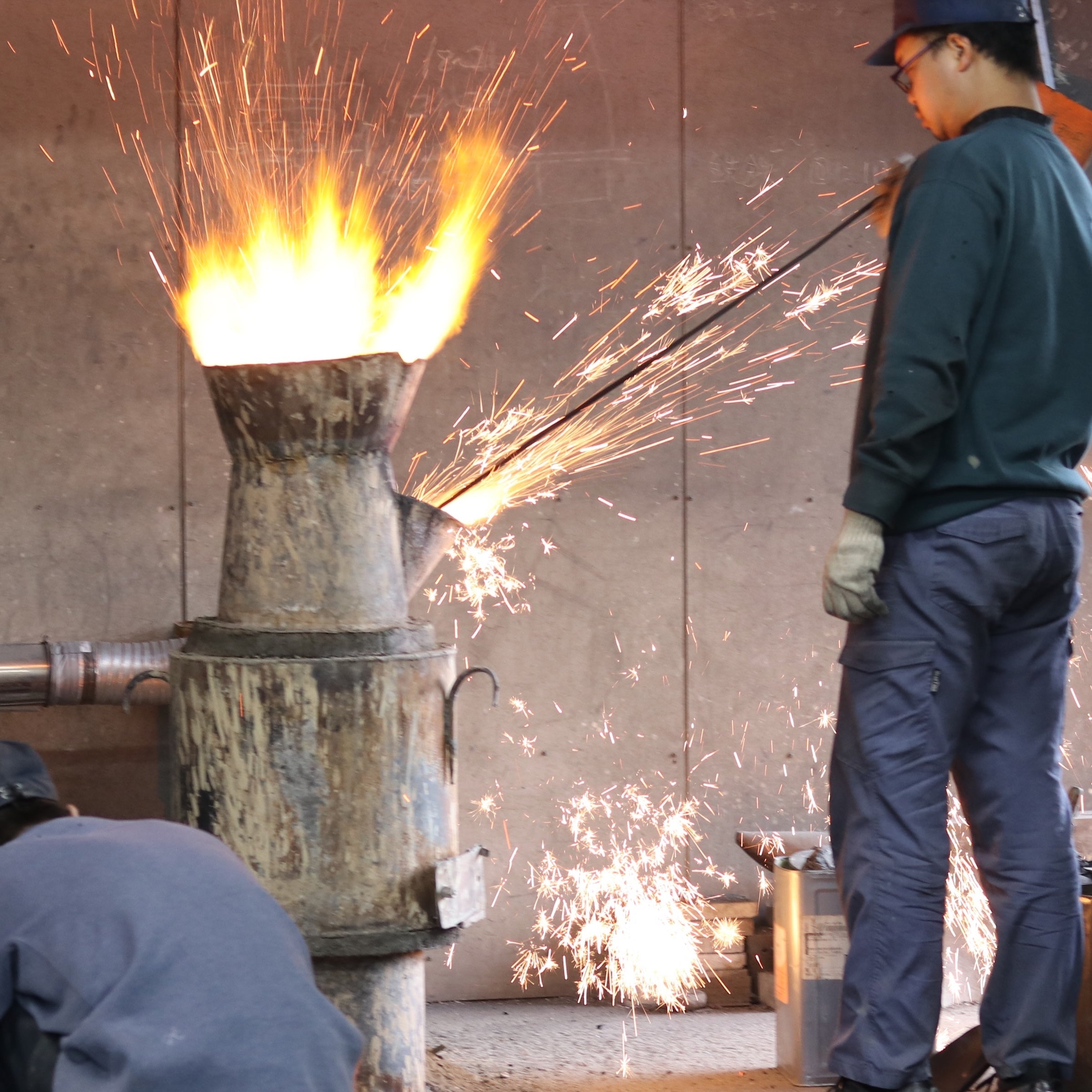南部鉄器 鉄瓶 | 新珠型 糸目 | 0.9L | 薫山工房